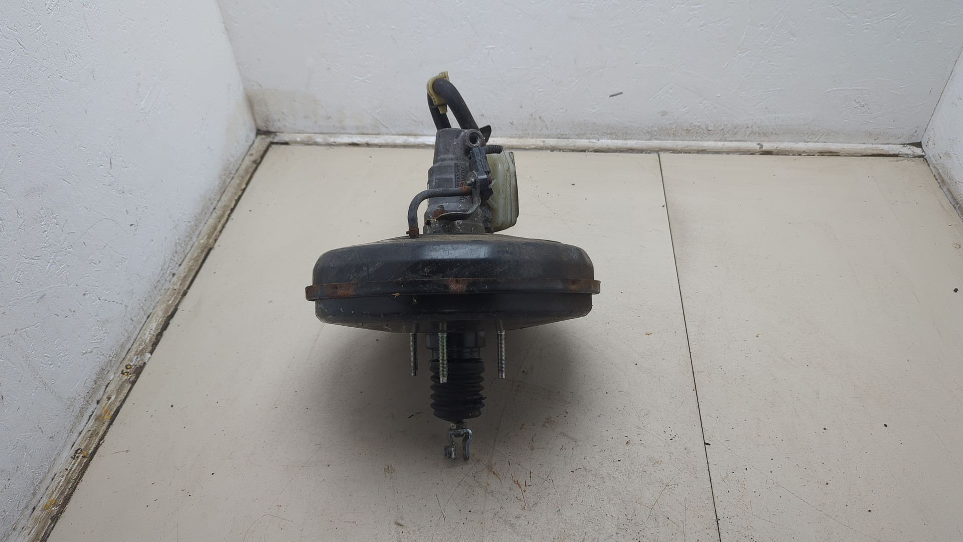 Цилиндр тормозной главный