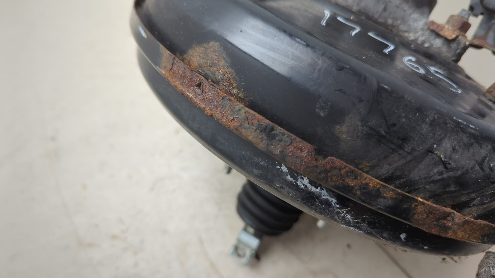 Цилиндр тормозной главный