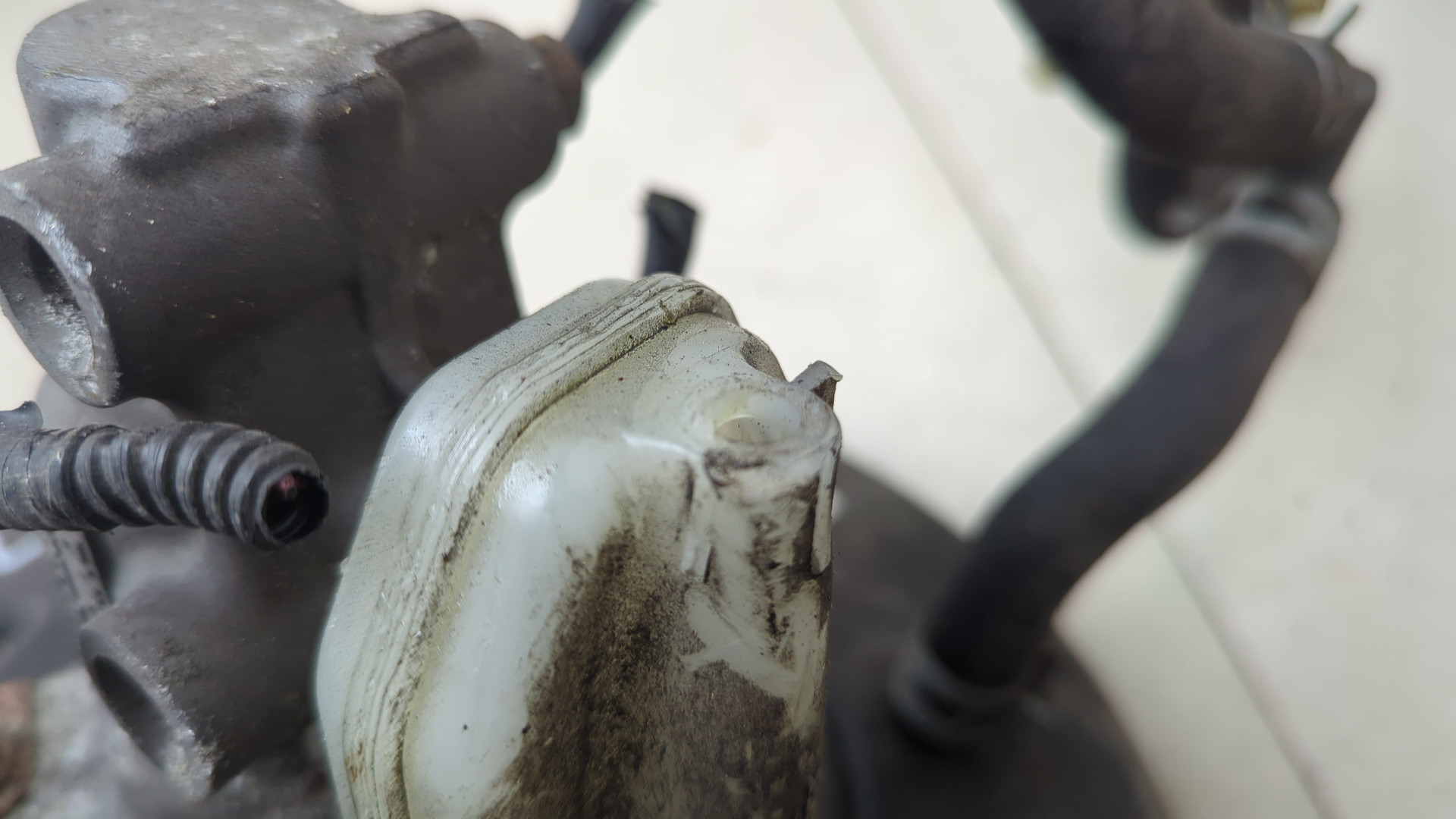 Цилиндр тормозной главный