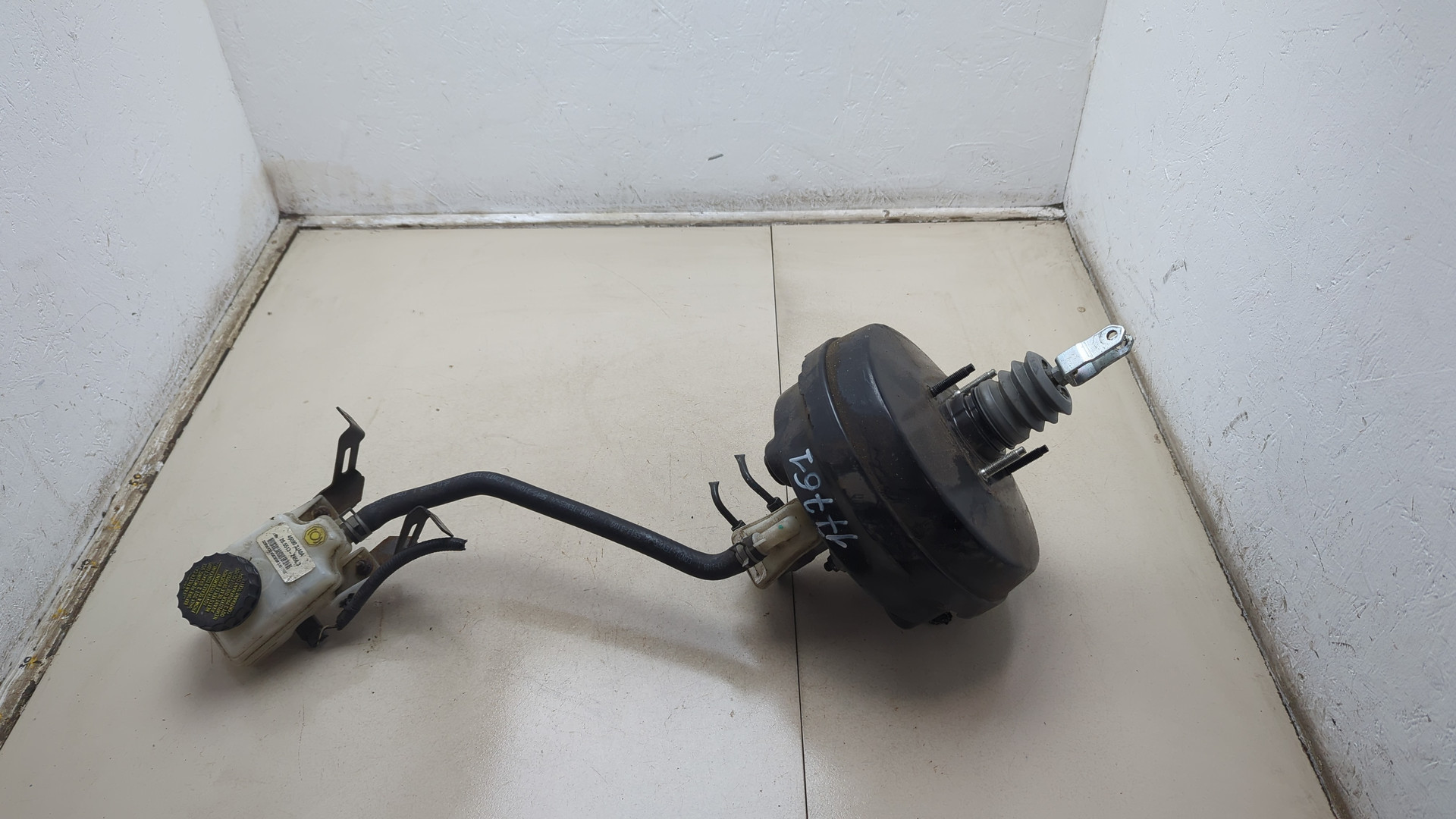 Цилиндр тормозной главный