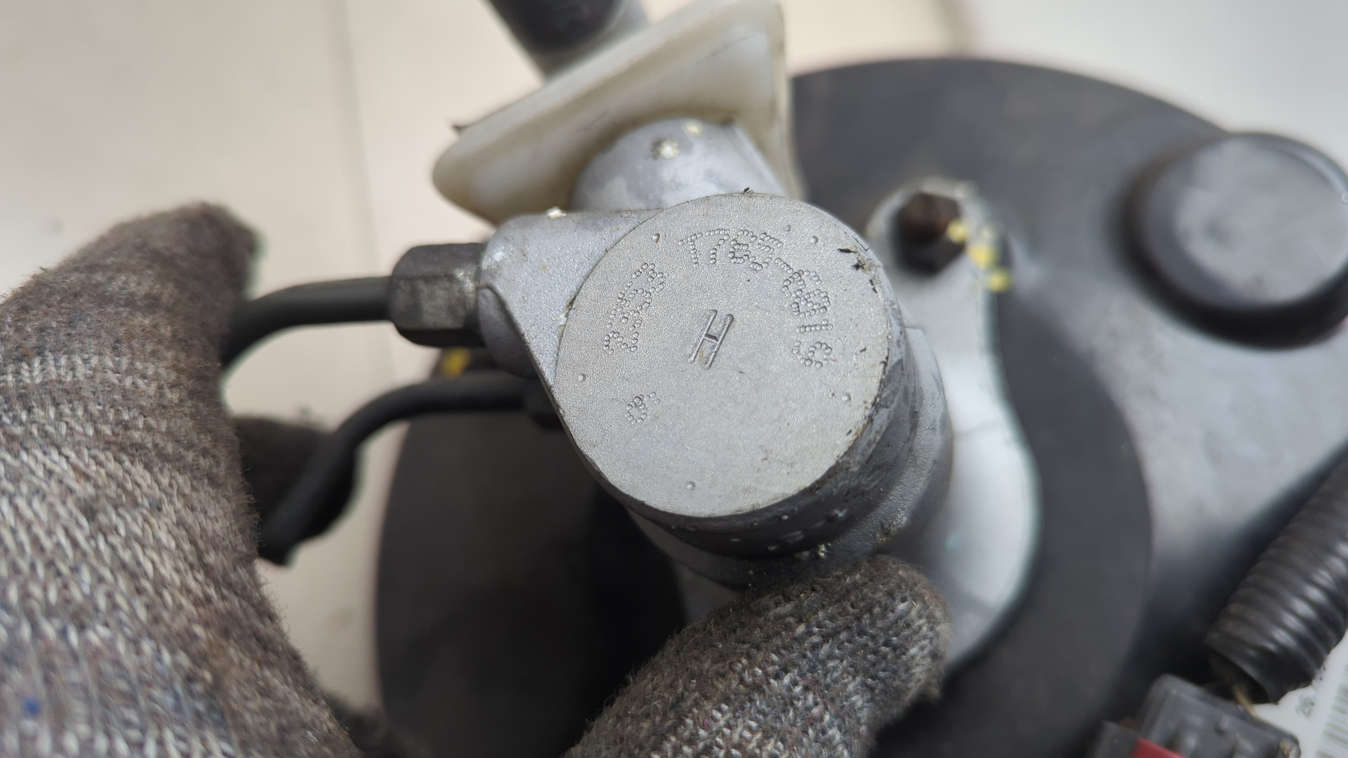 Цилиндр тормозной главный