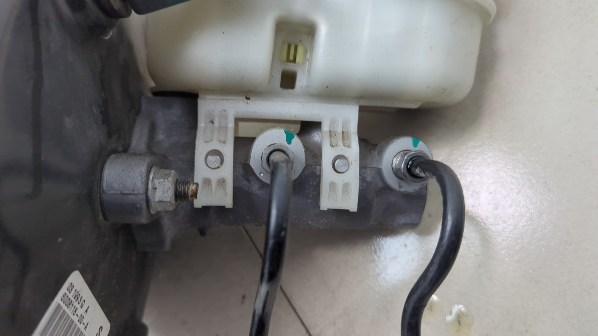 Цилиндр тормозной главный