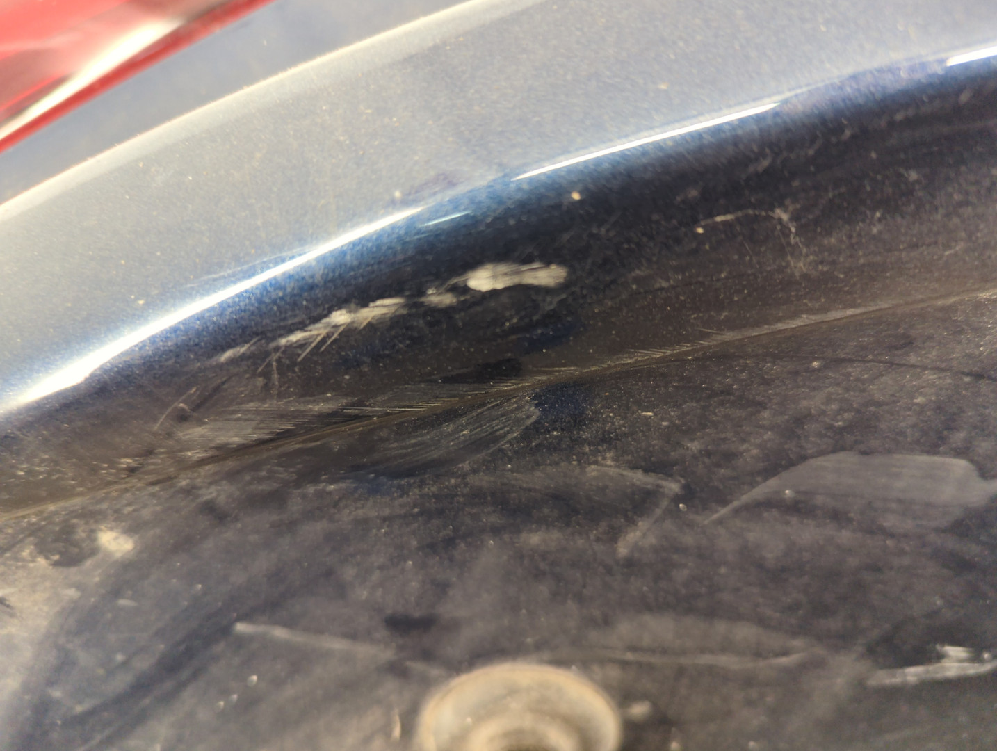 Дверь багажника