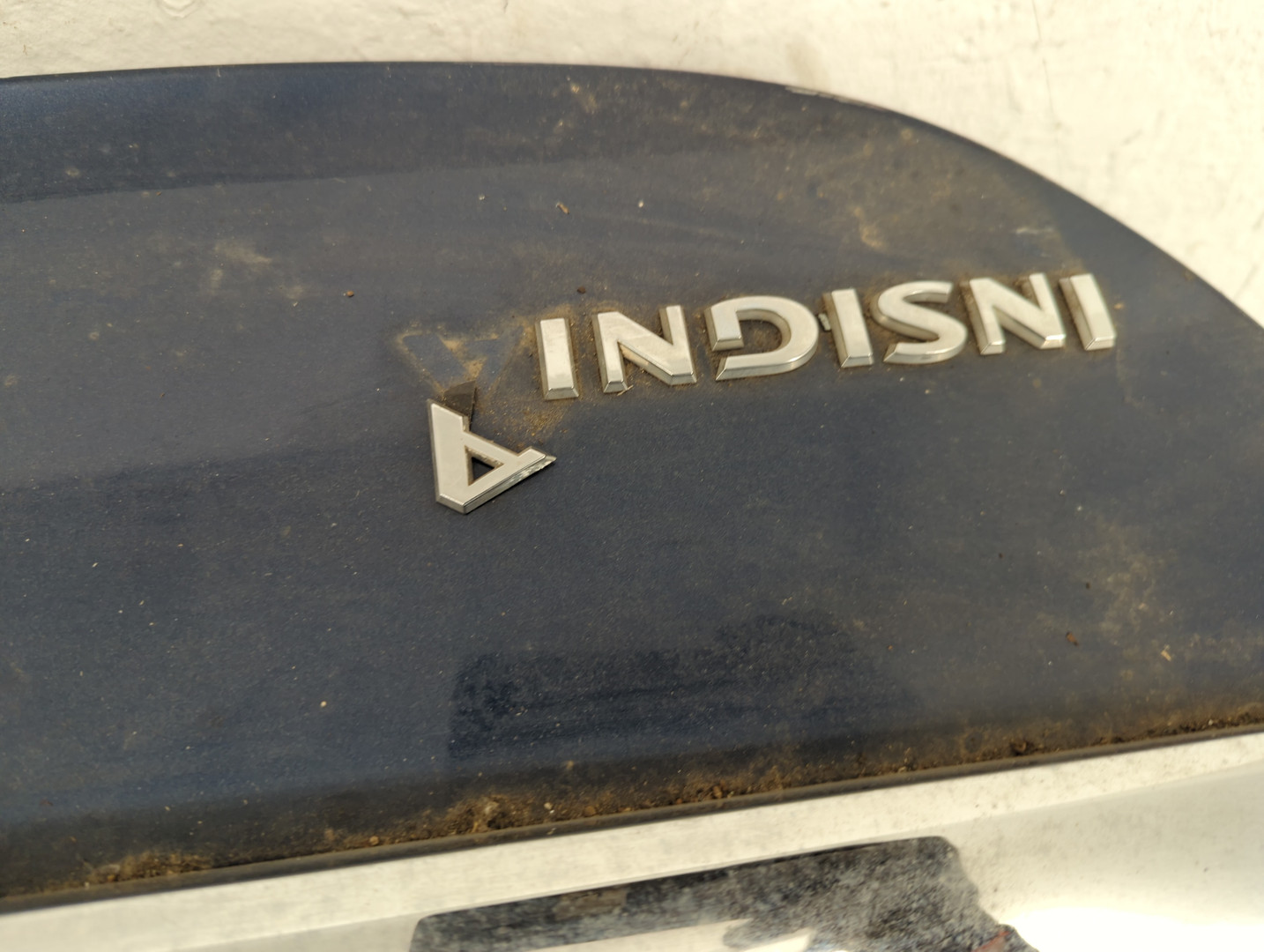 Дверь багажника