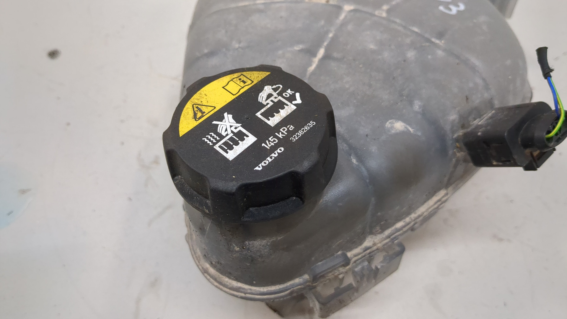 Бачок расширительный