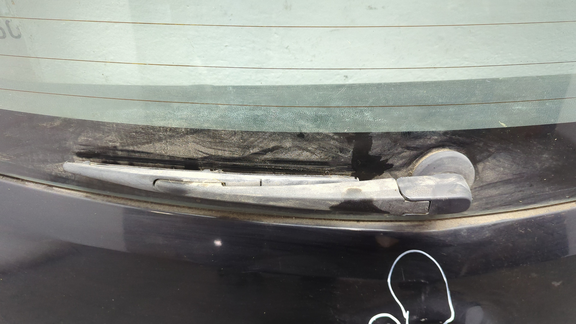 Дверь багажника