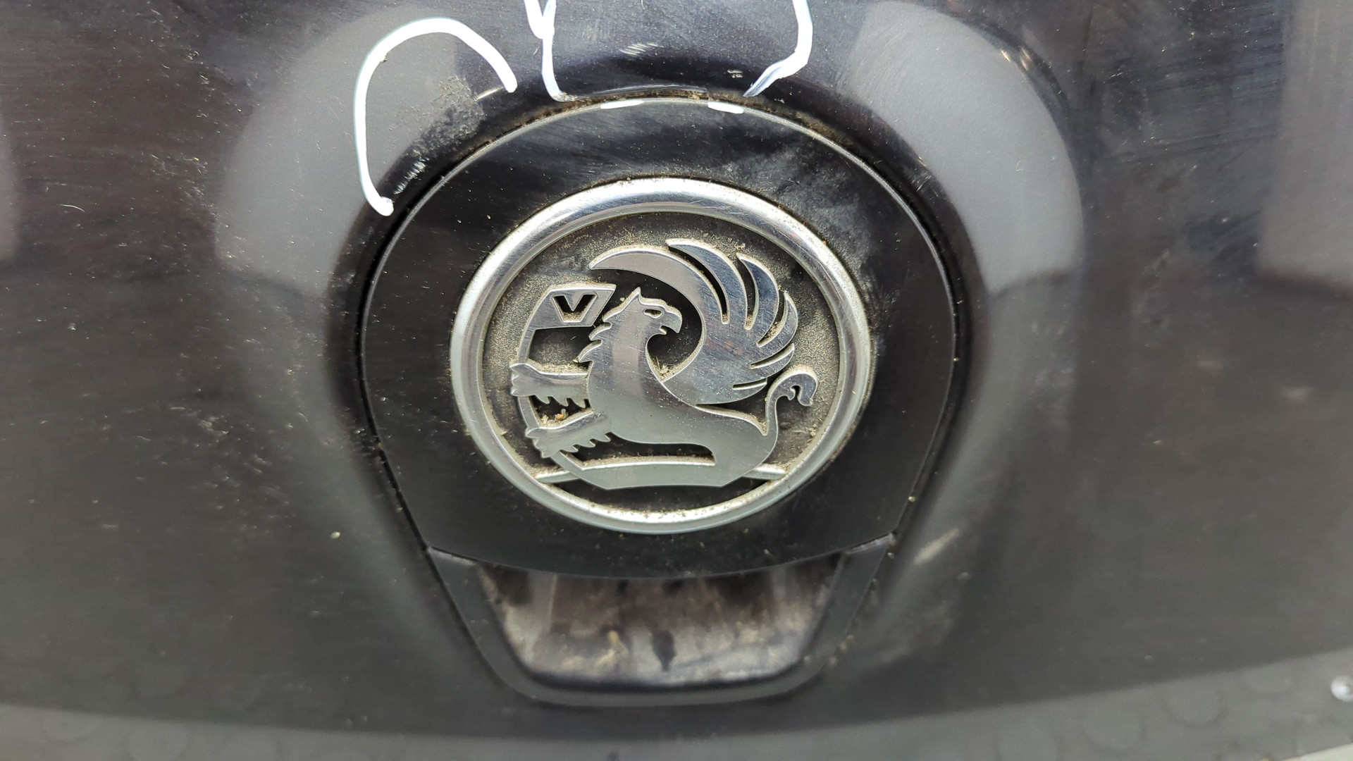 Дверь багажника