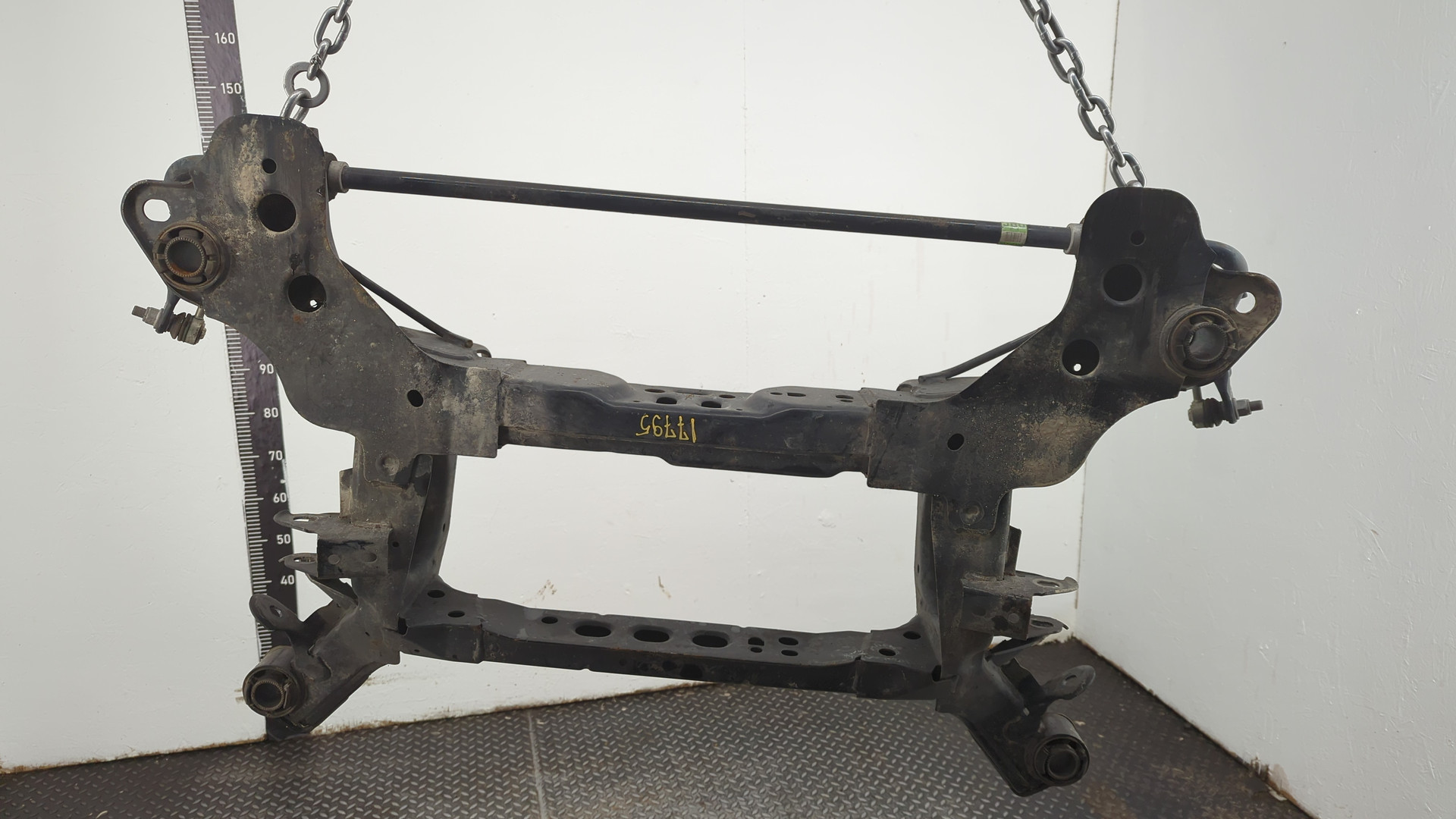 Балка задняя