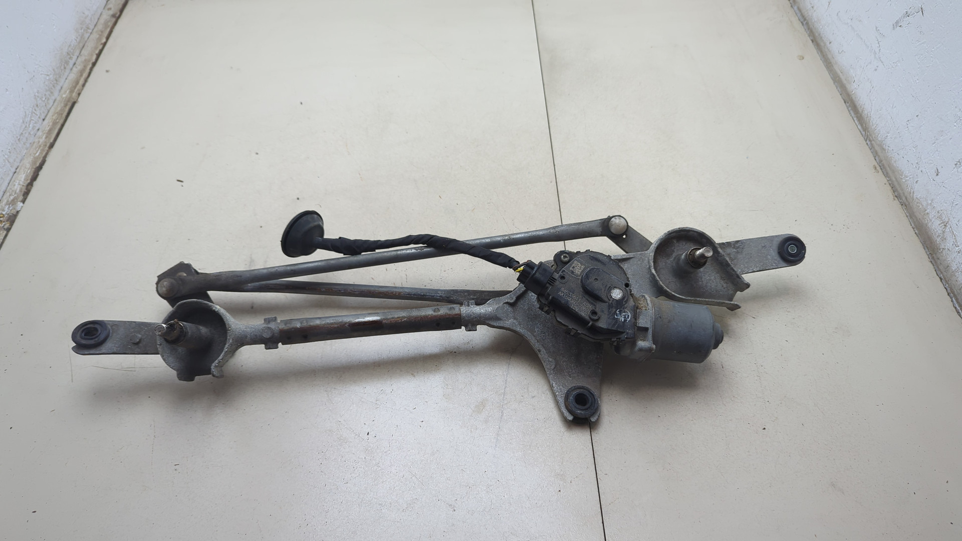 Трапеция стеклоочистителей