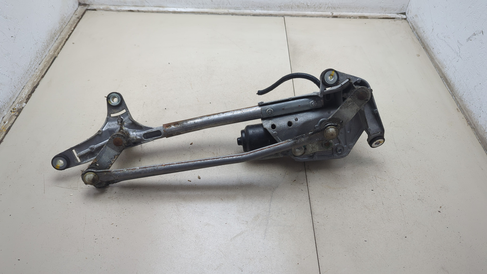 Трапеция стеклоочистителей