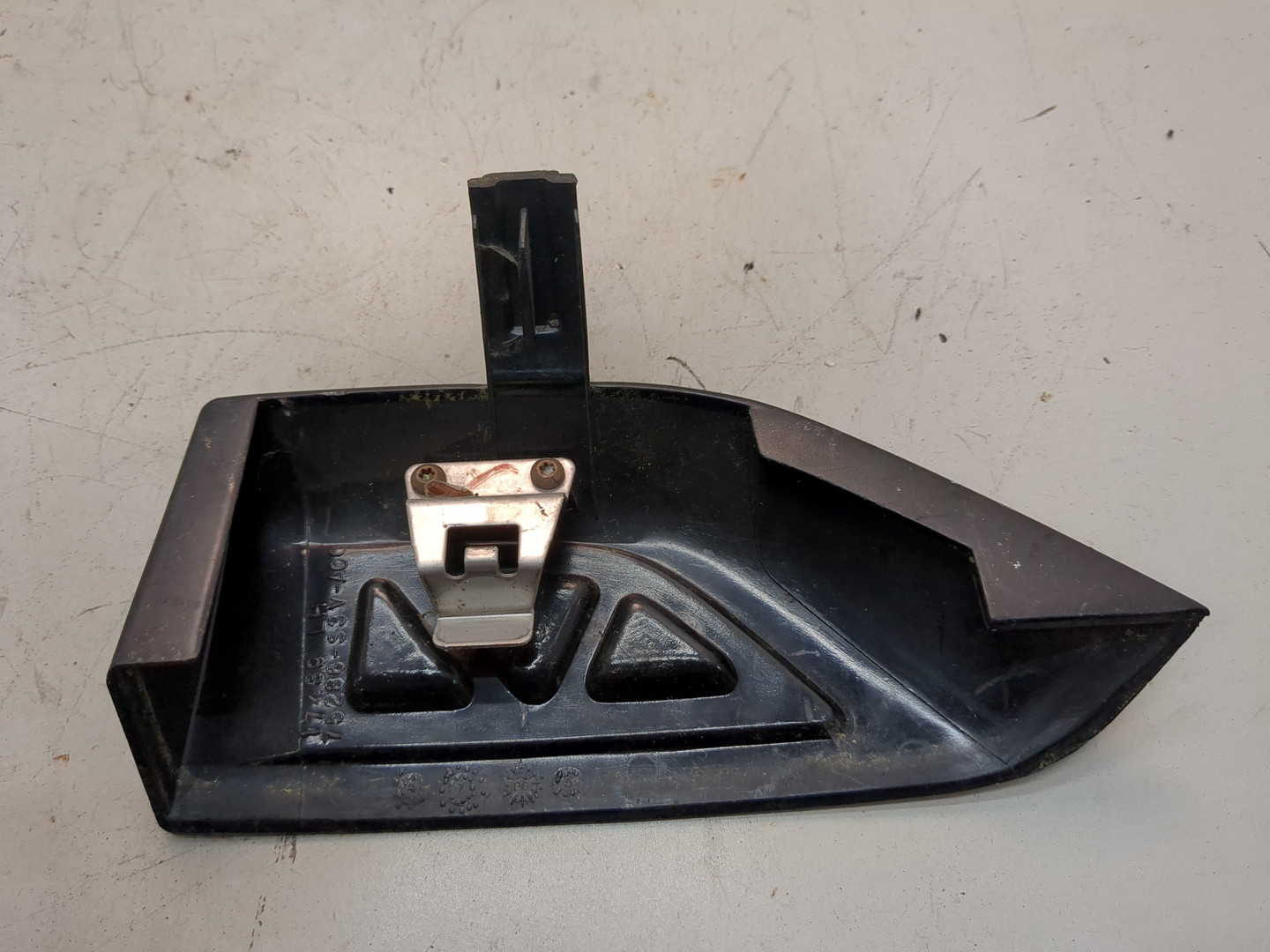 Накладка (кузов наружные)