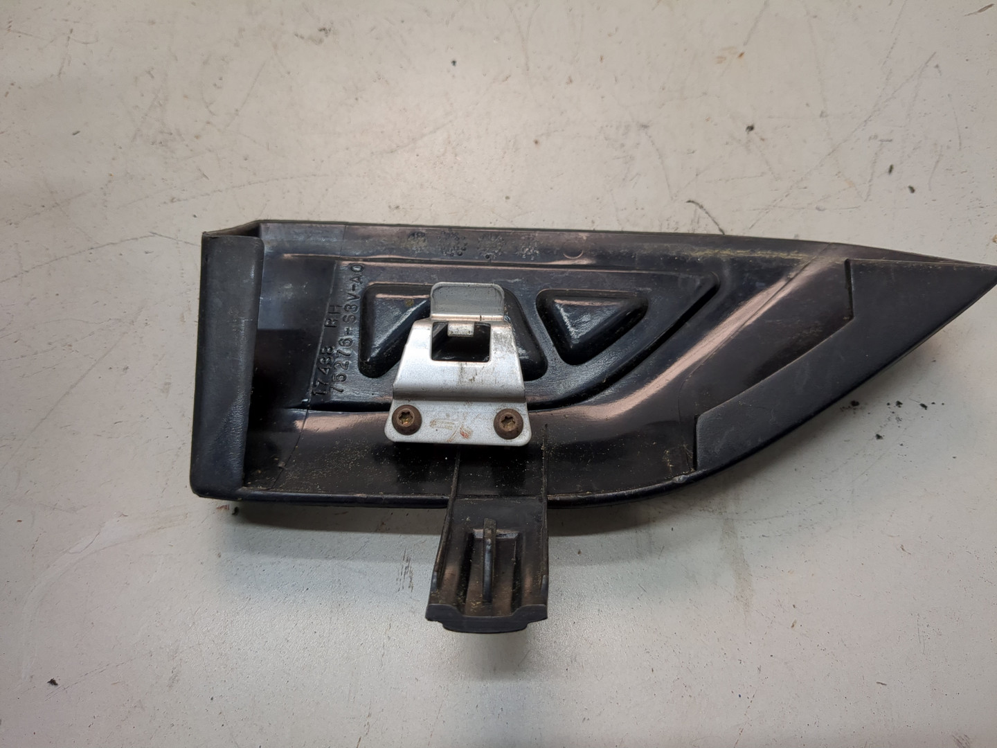 Накладка (кузов наружные)