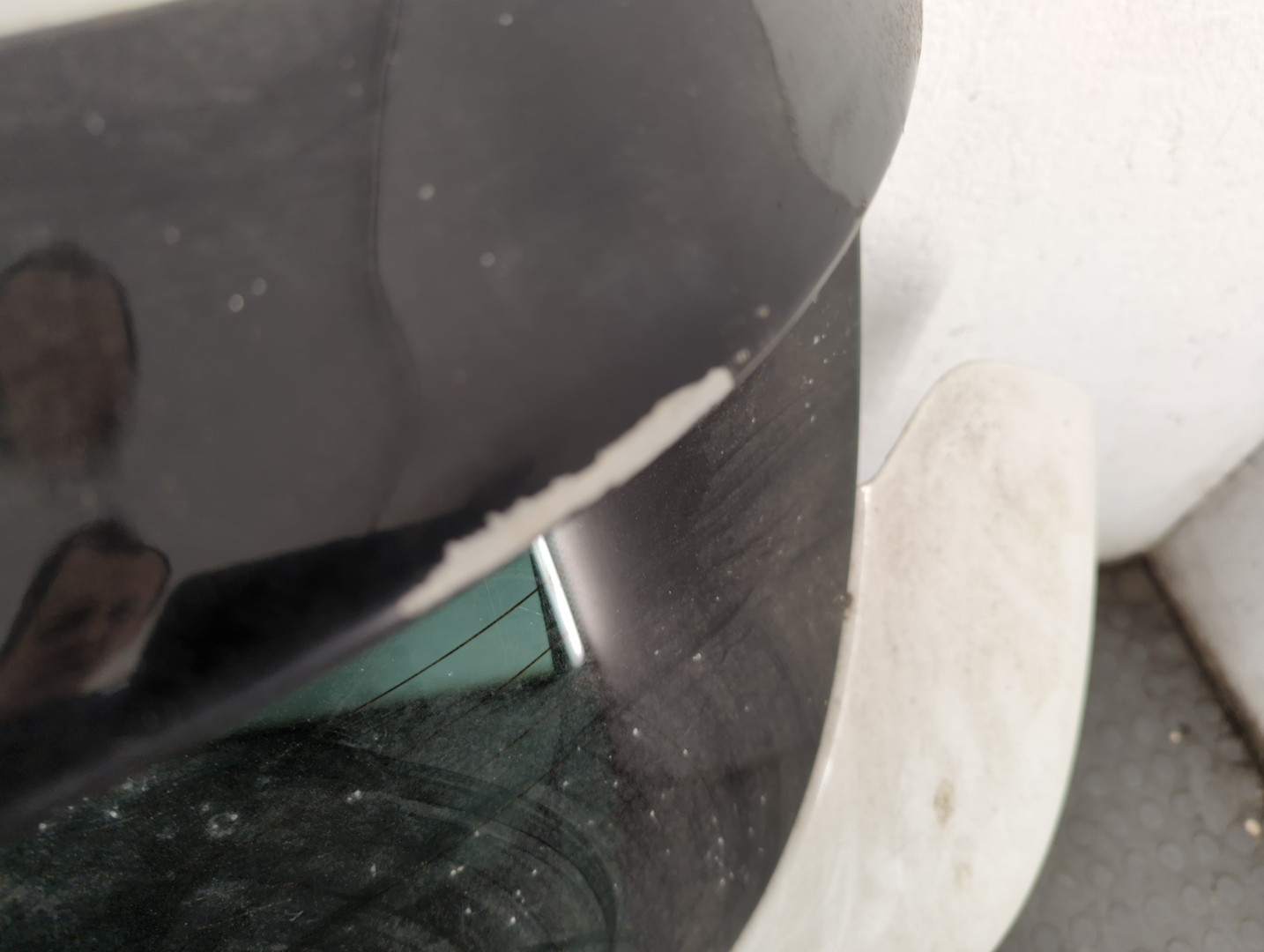 Дверь багажника