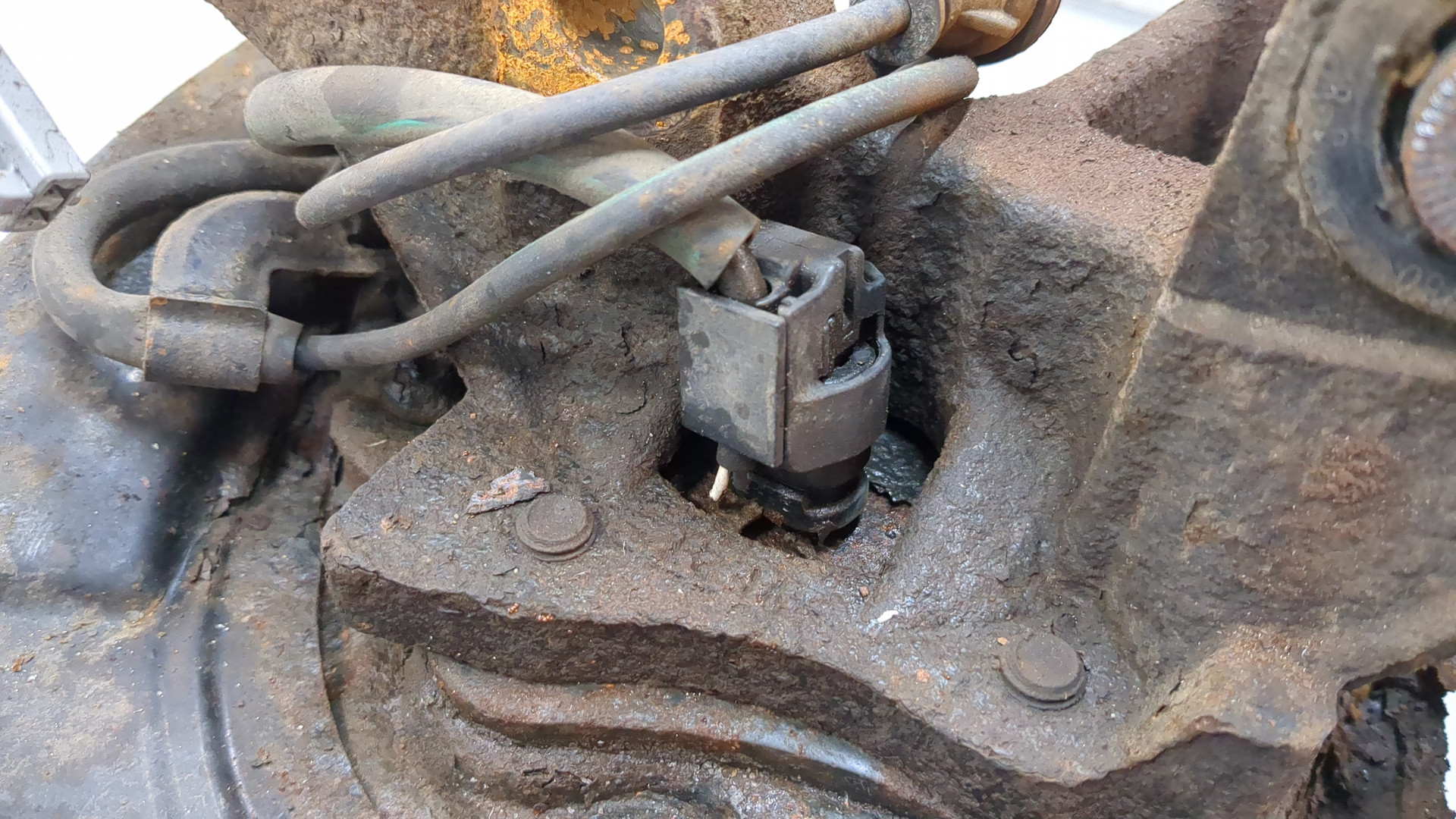 Кулак поворотный задний правый