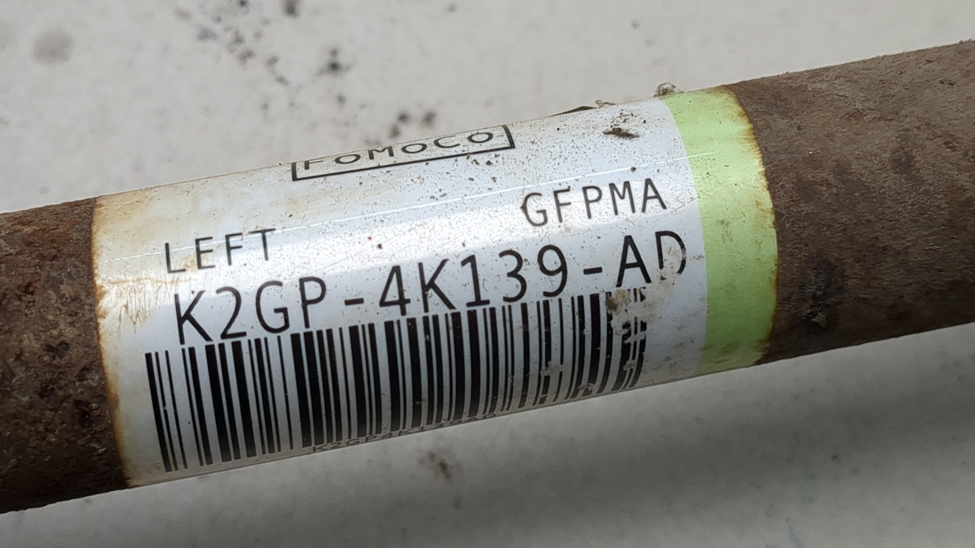 Полуось задняя левая