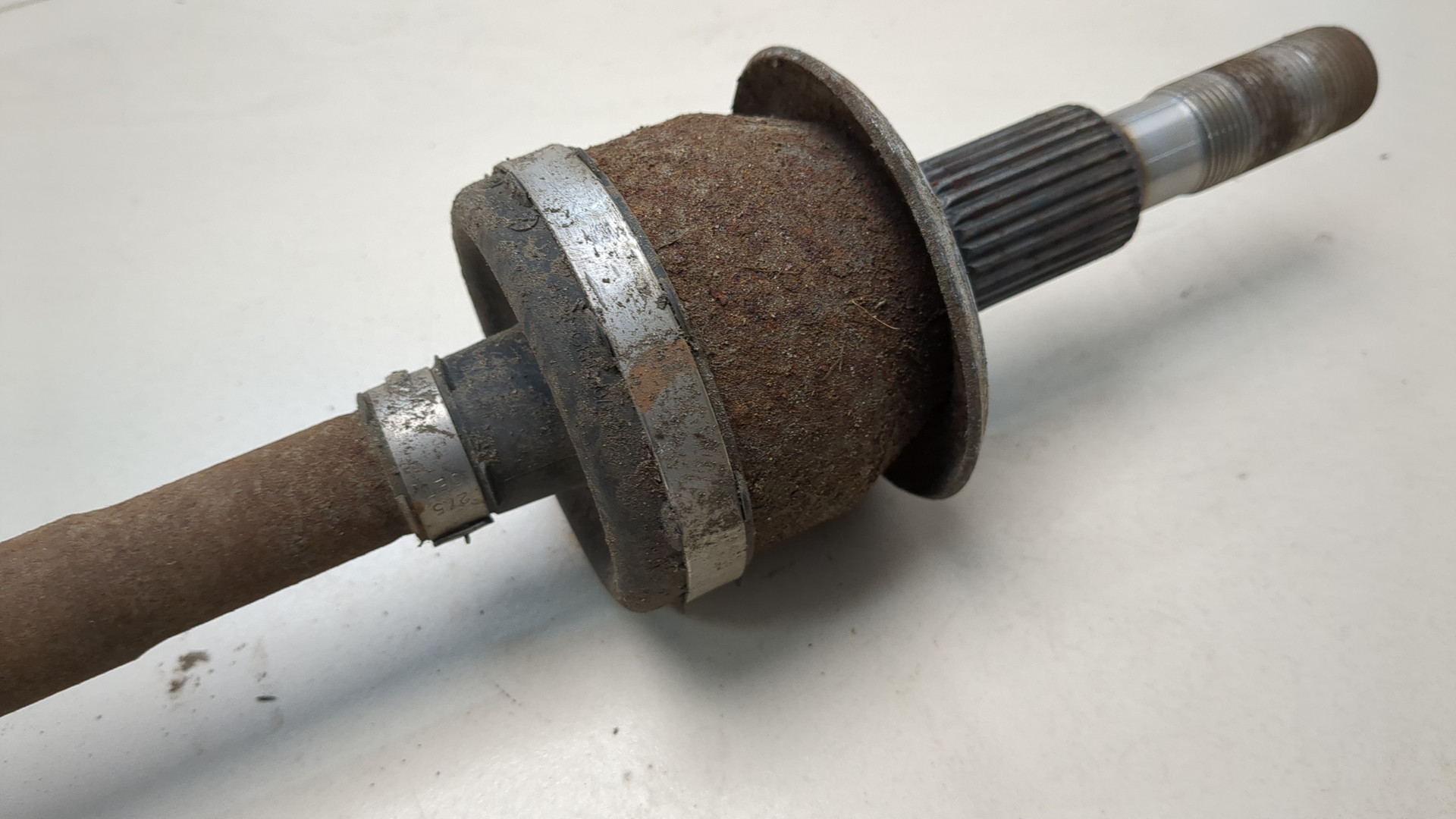 Полуось задняя правая