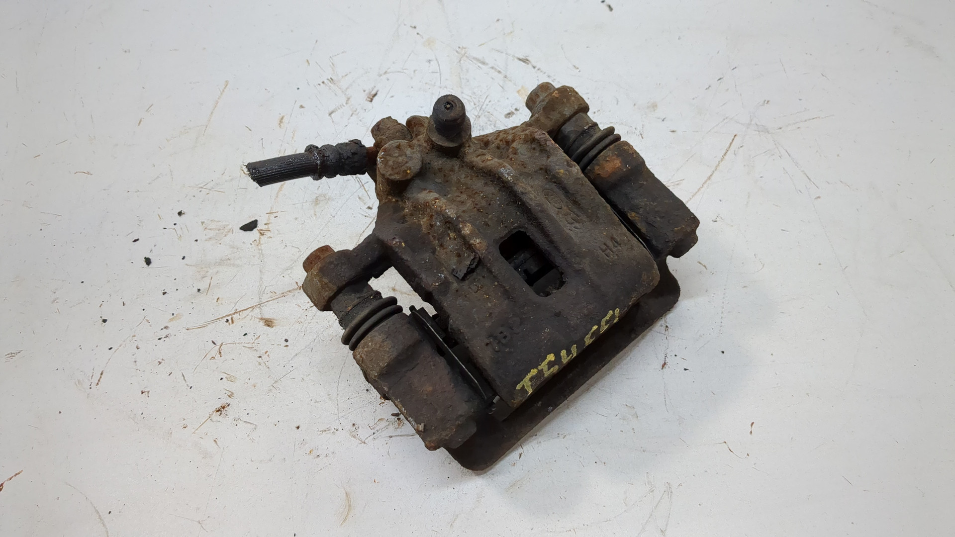 Суппорт задний правый