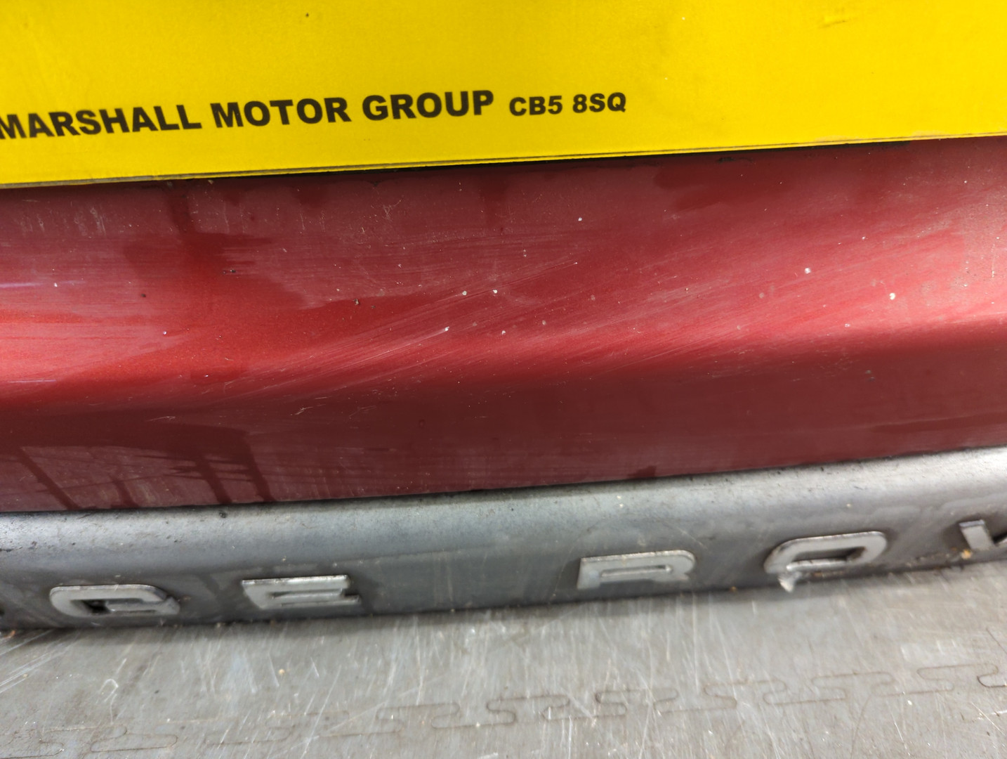 Дверь багажника