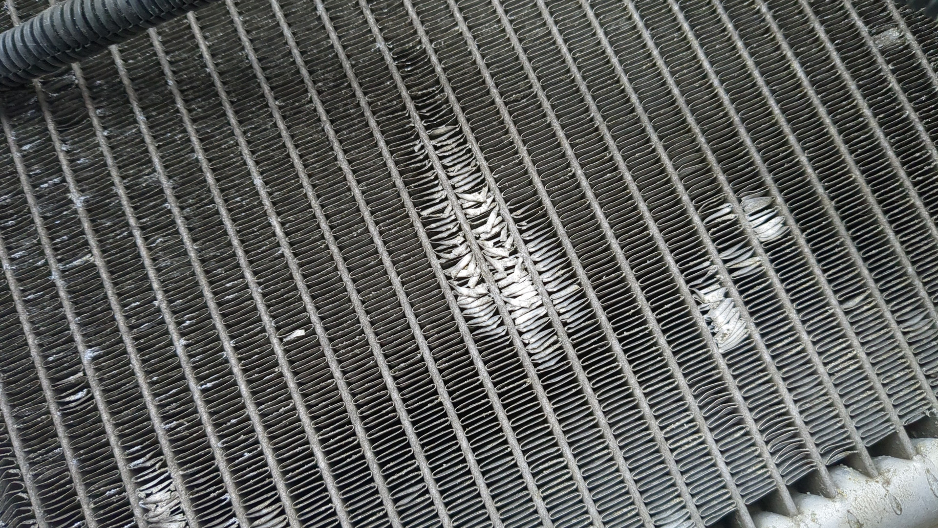 Радиатор кондиционера / конденсер