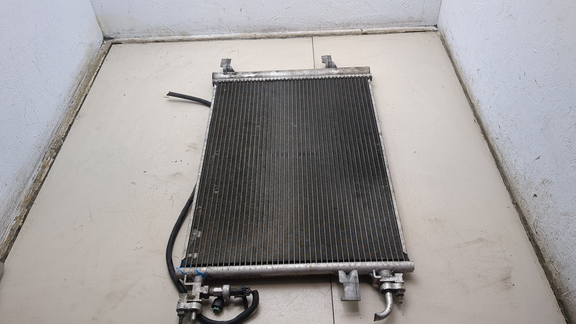 Радиатор кондиционера / конденсер