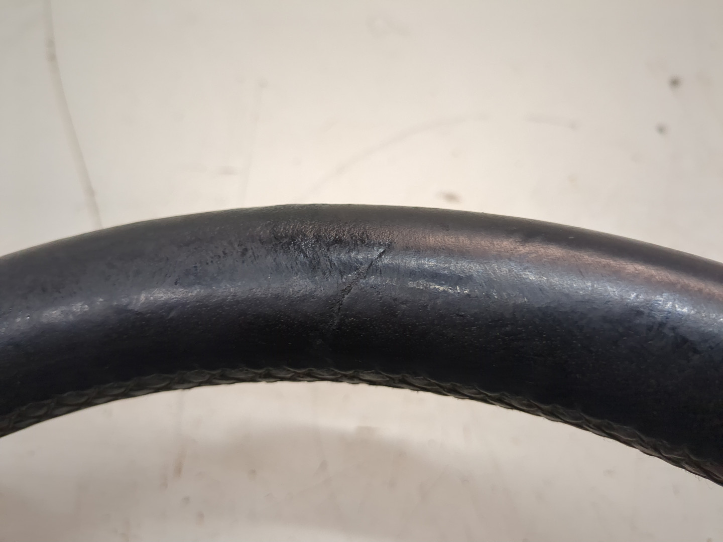 Рулевое колесо (руль)