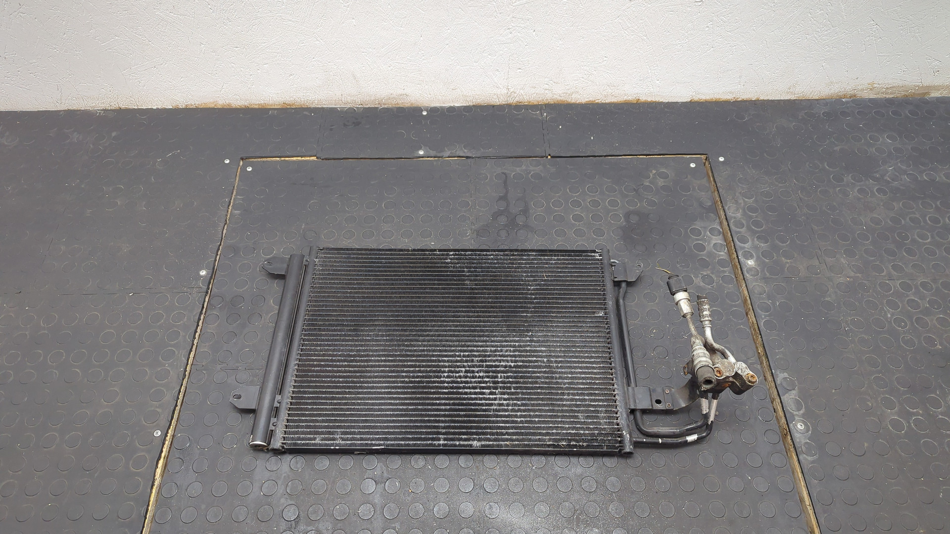 Радиатор кондиционера / конденсер