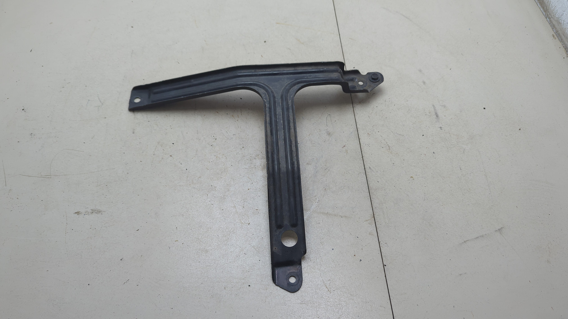 Кронштейн (сопут. товар)