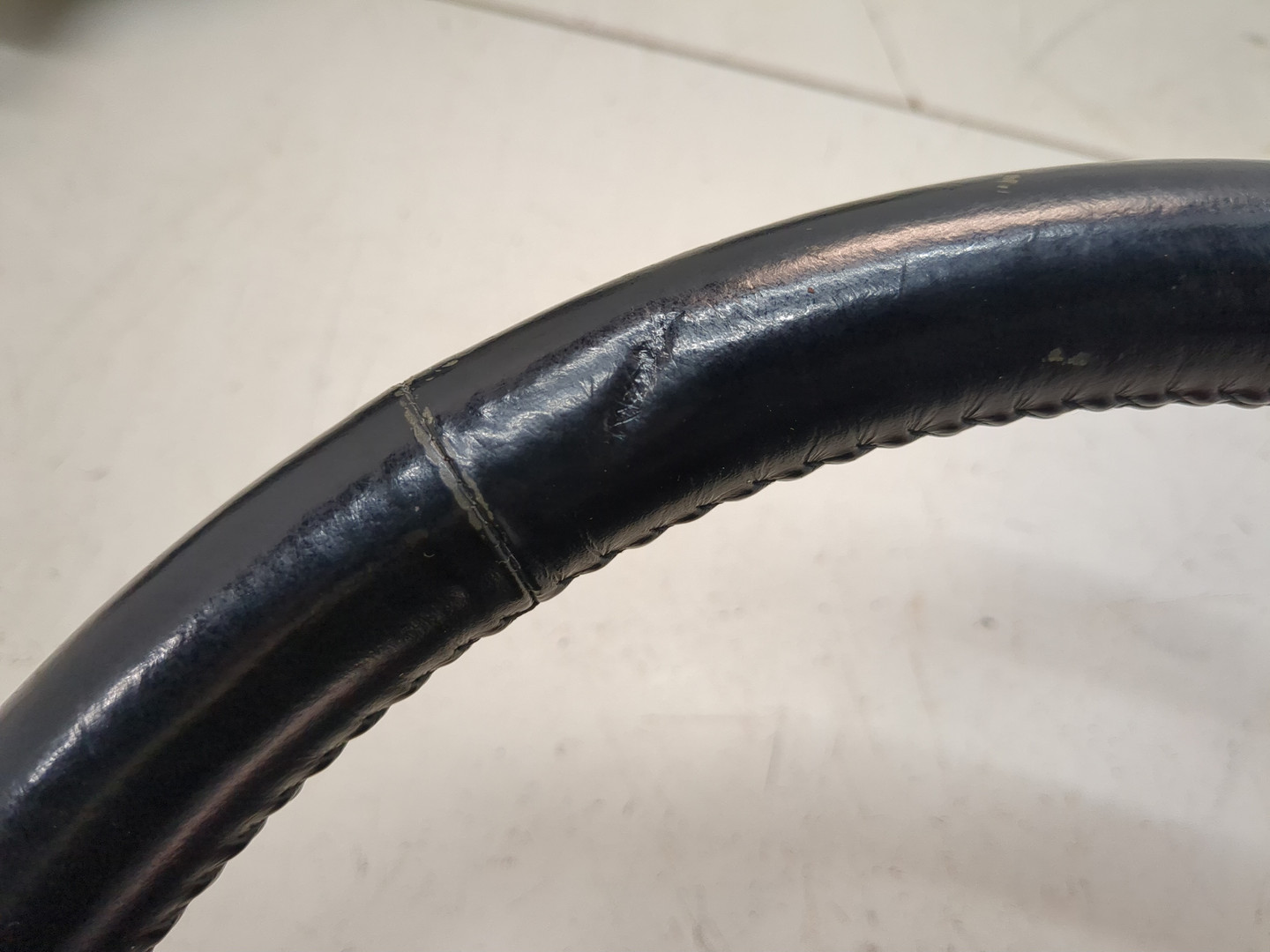 Рулевое колесо (руль)