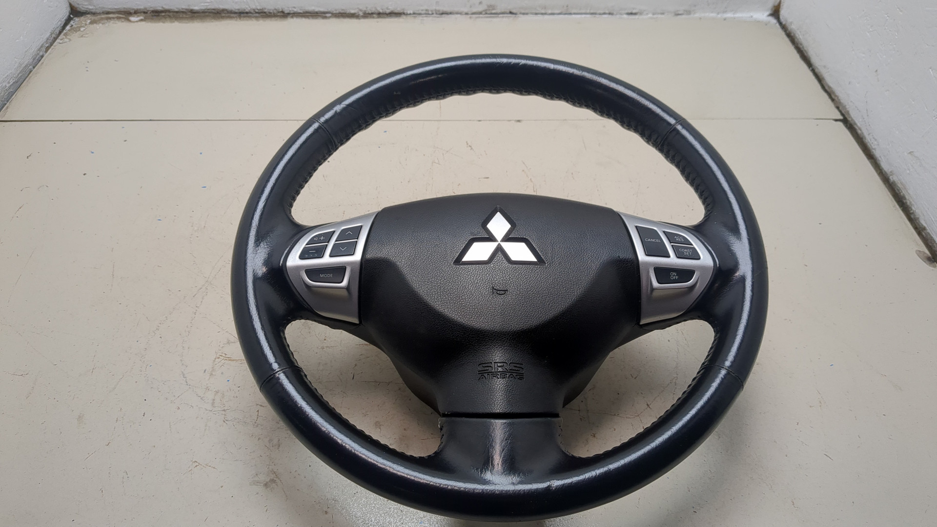 Рулевое колесо (руль)