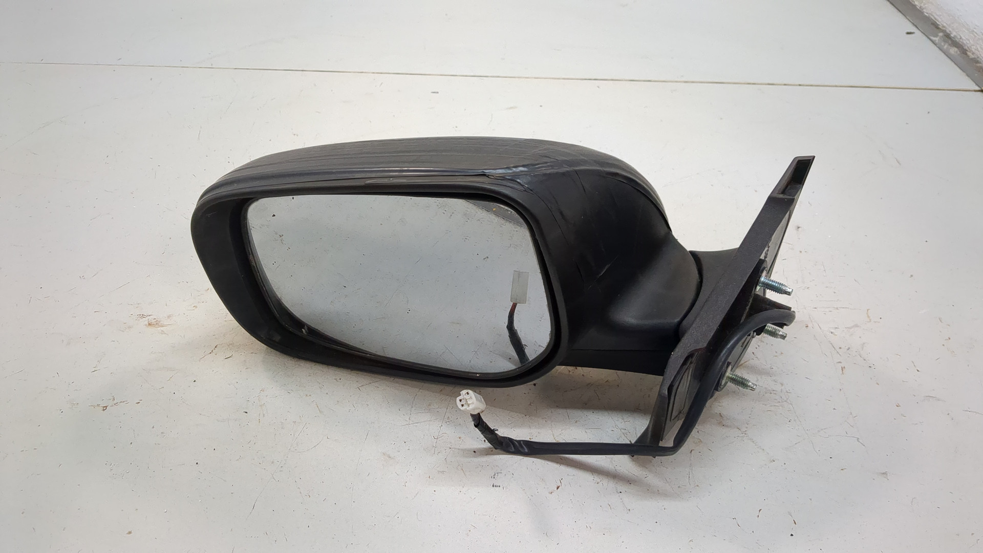 Зеркало левое электрическое