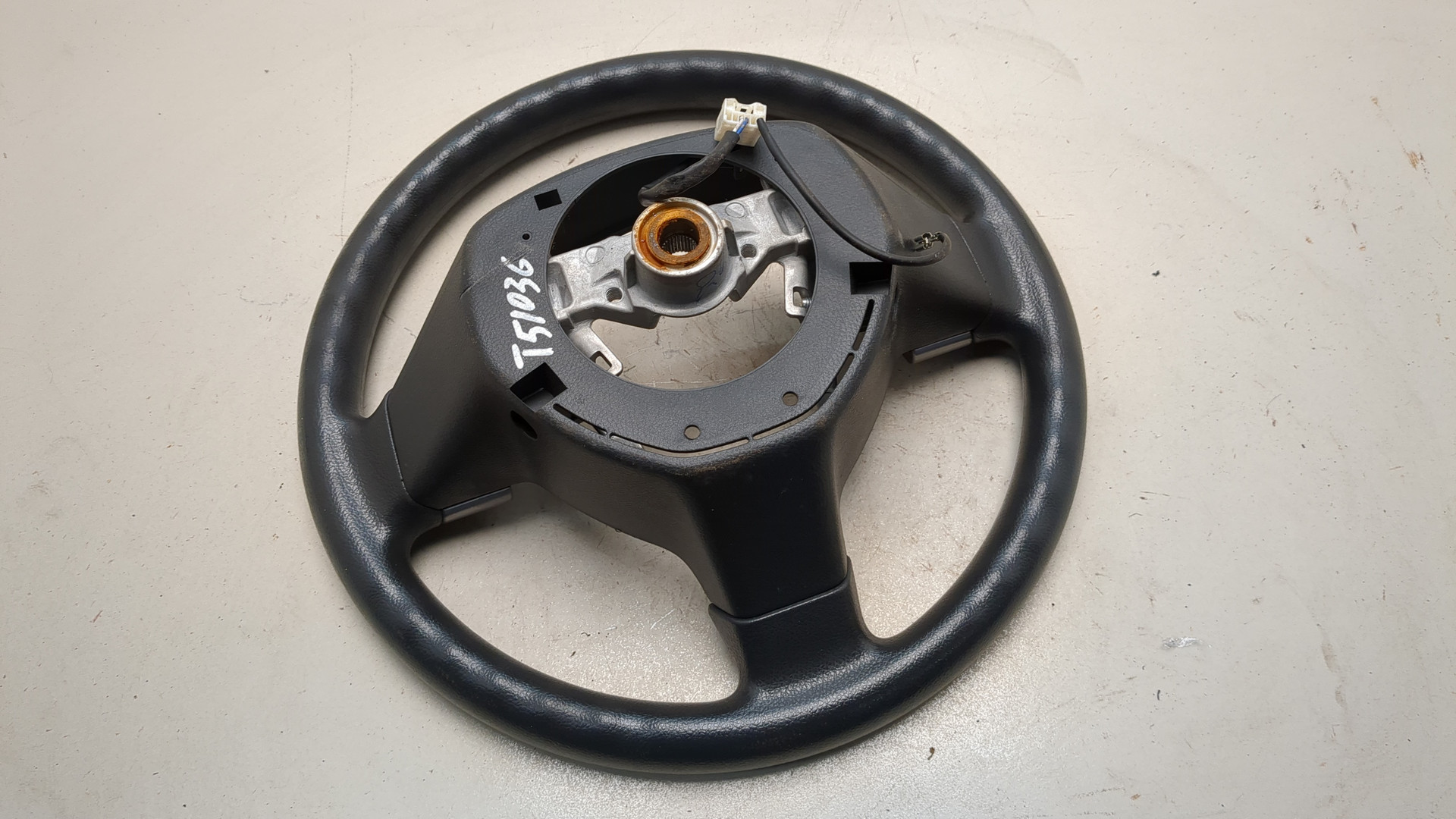 Рулевое колесо (руль)