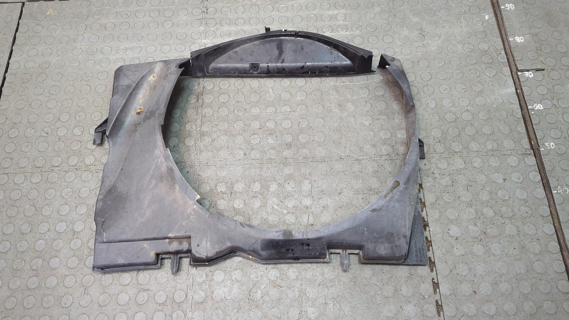 Диффузор вентилятора