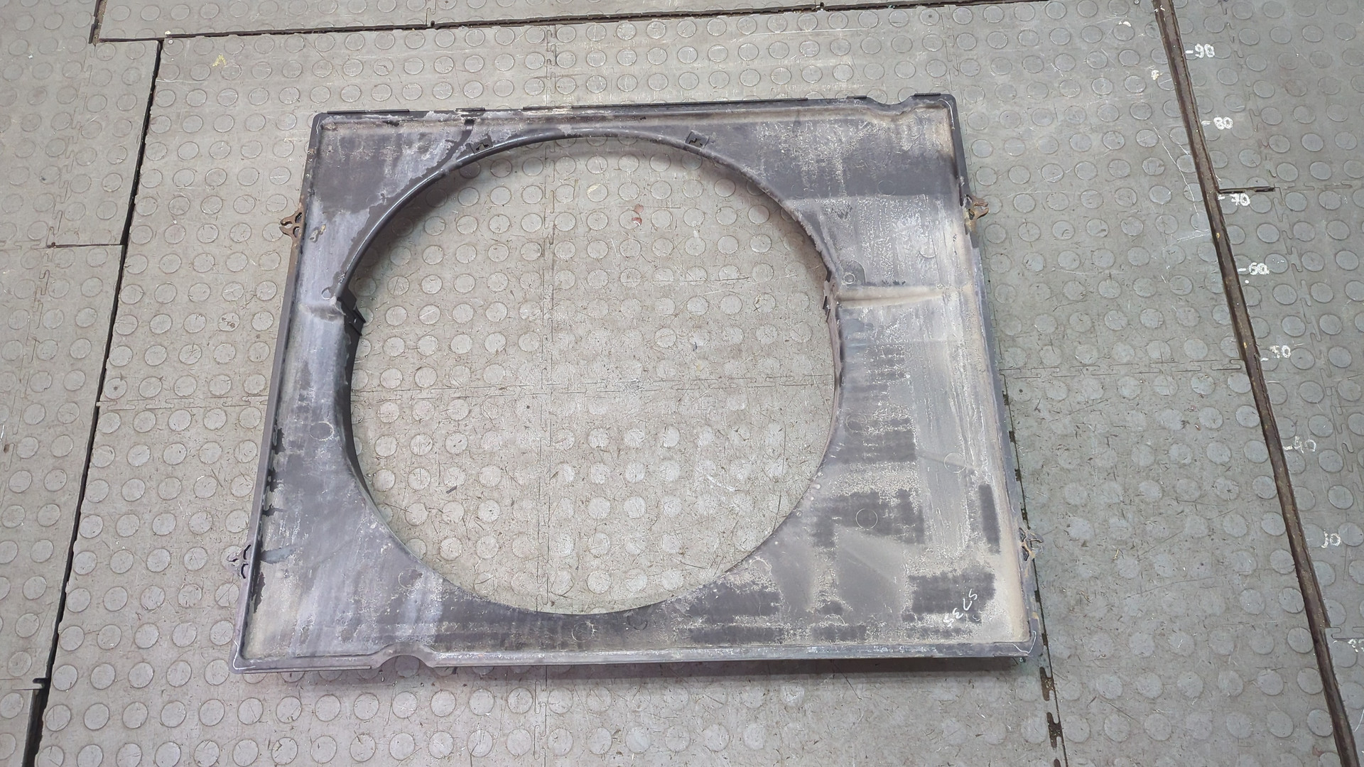 Диффузор вентилятора