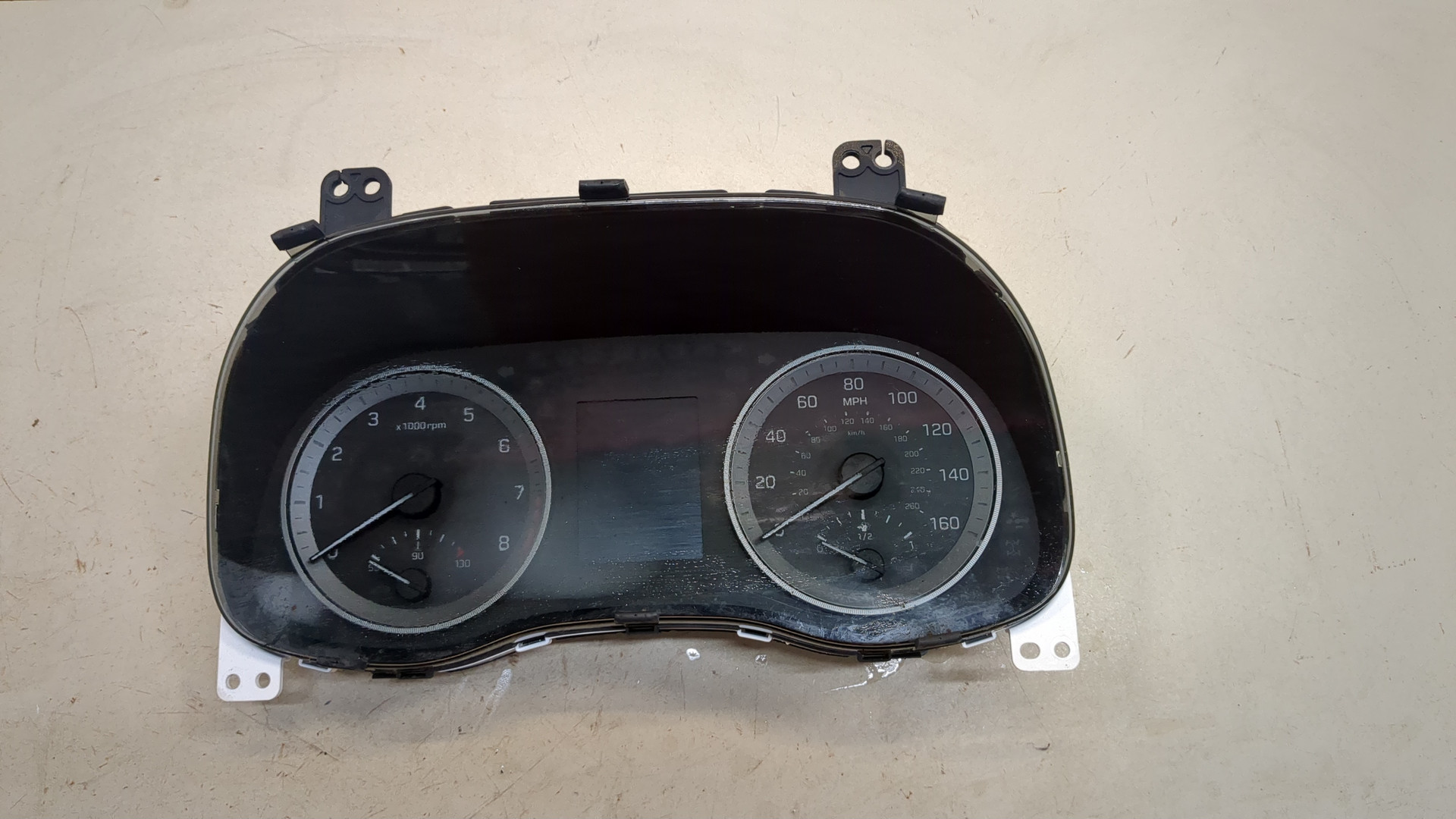 Панель приборов