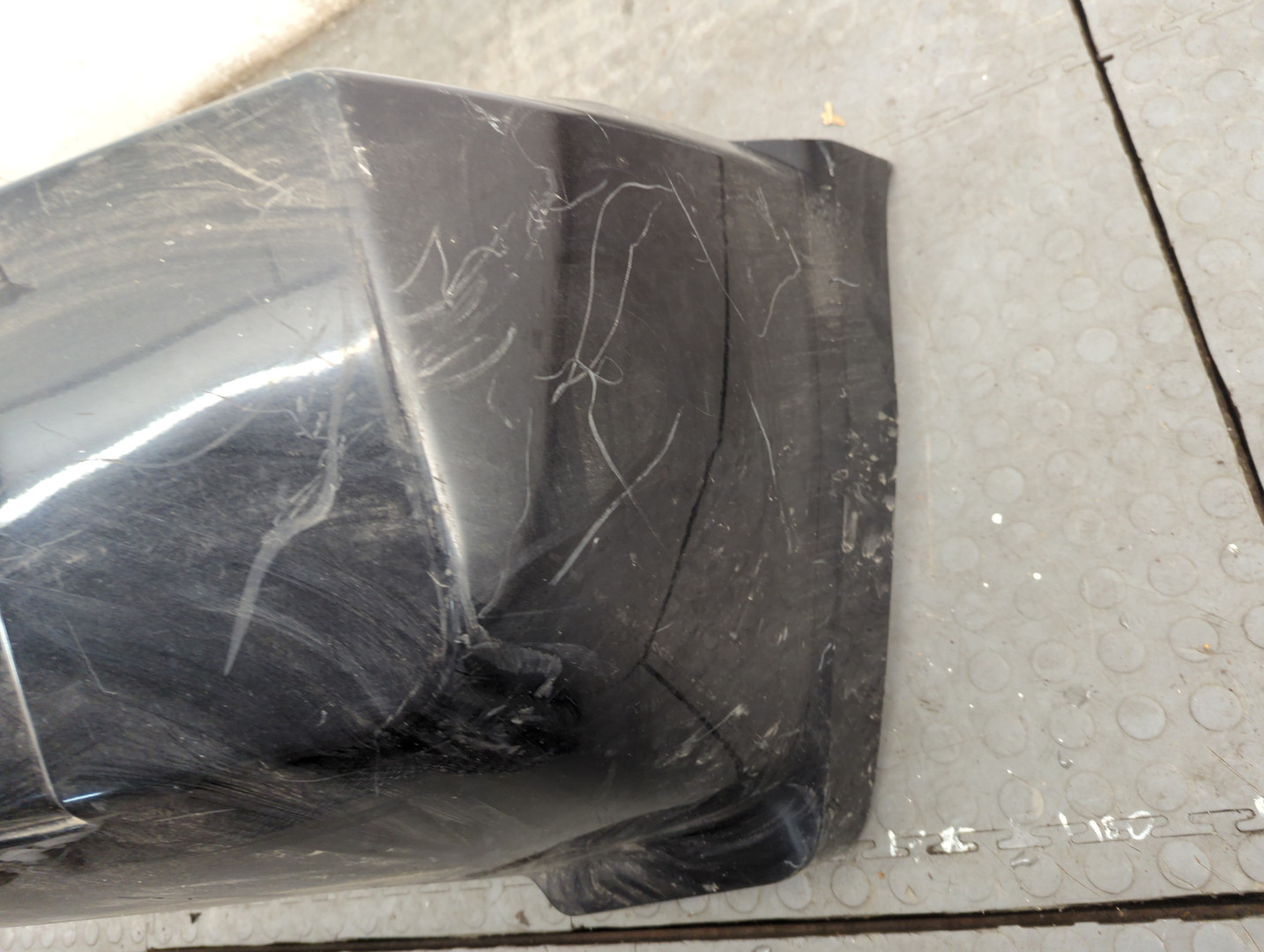 Бампер задний