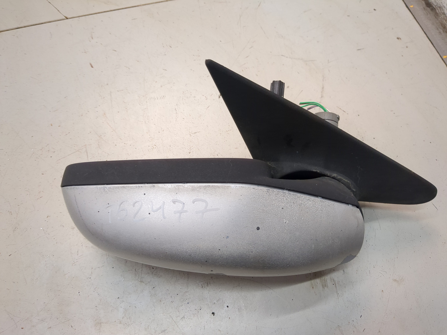 Зеркало правое электрическое