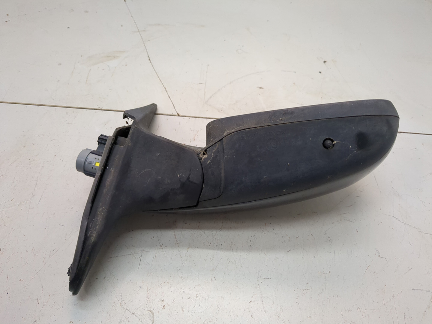 Зеркало правое электрическое