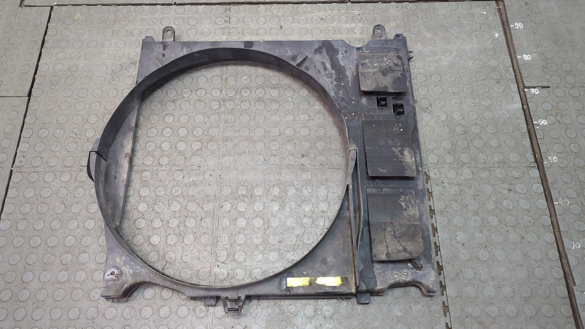 Диффузор вентилятора