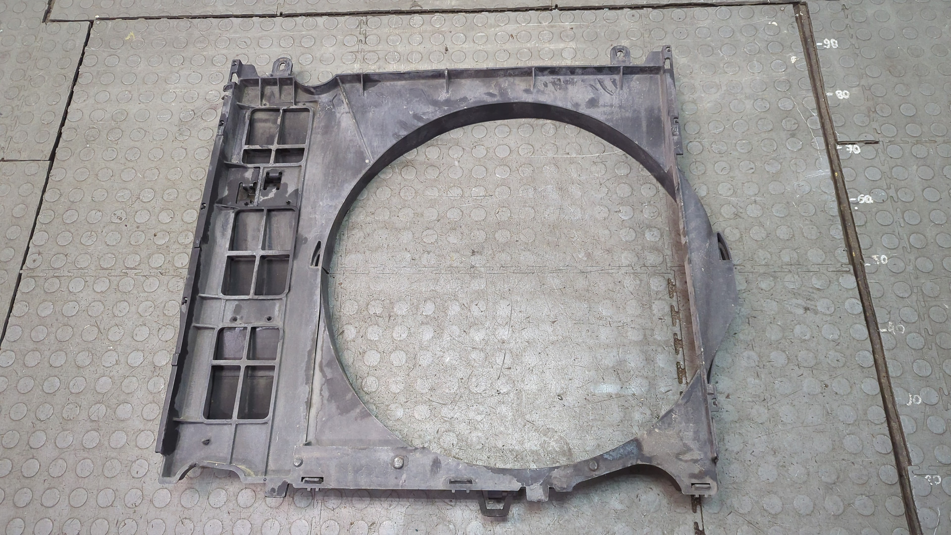 Диффузор вентилятора