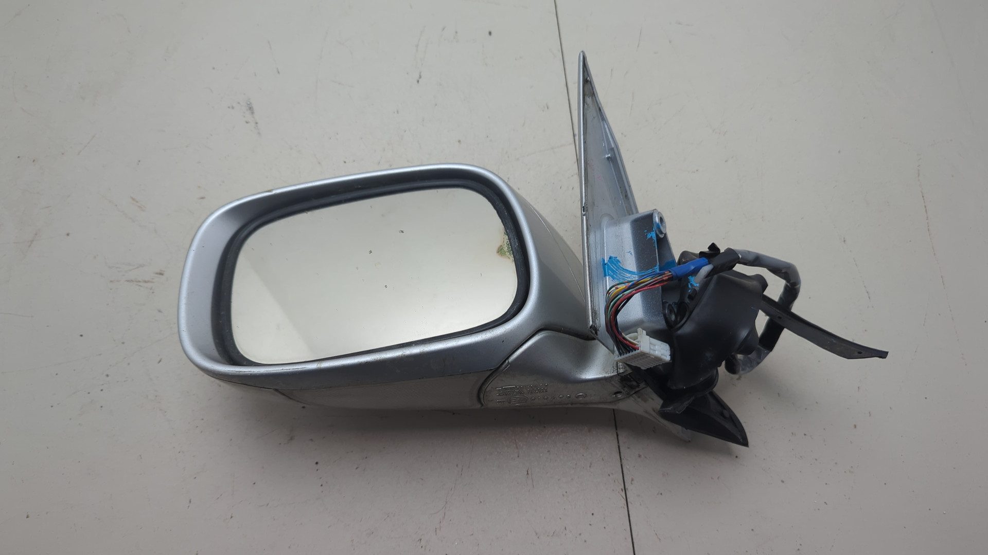 Зеркало левое электрическое