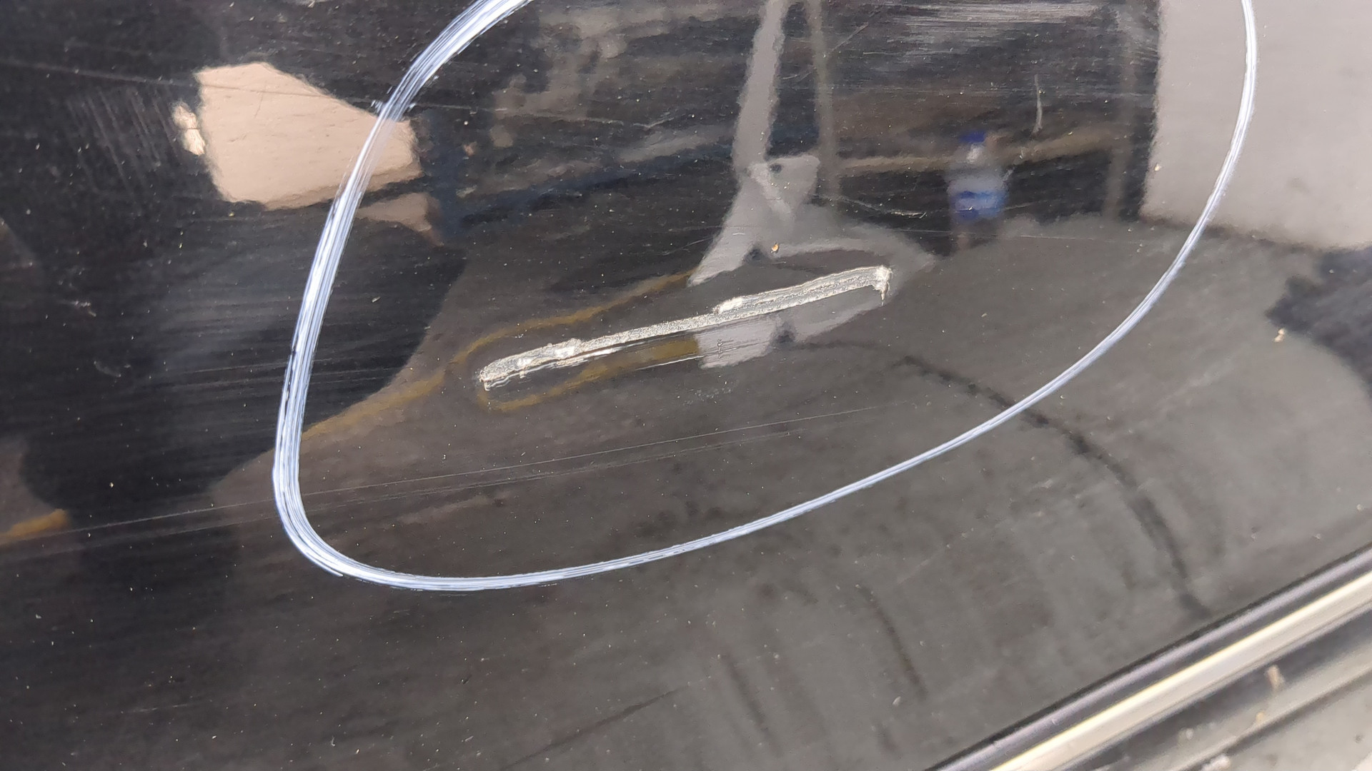 Дверь передняя левая