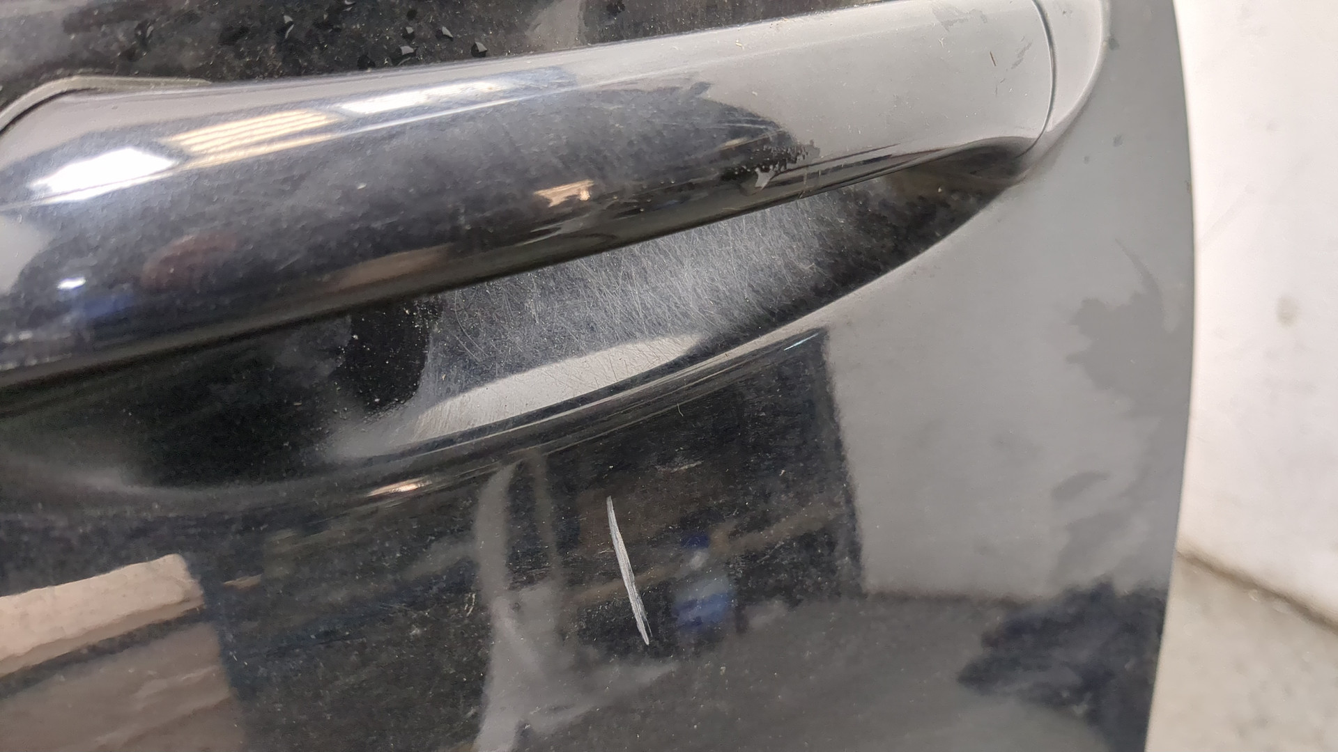 Дверь передняя левая