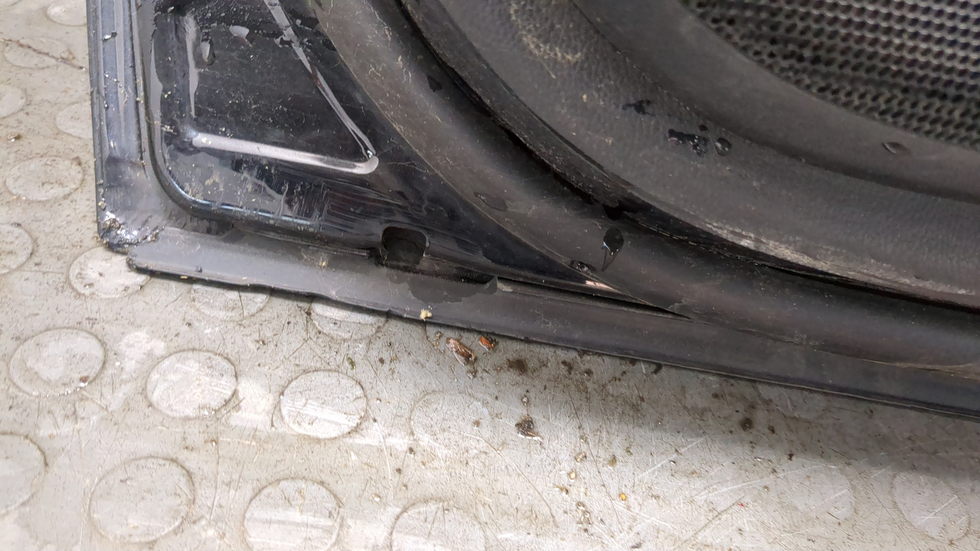 Дверь передняя левая