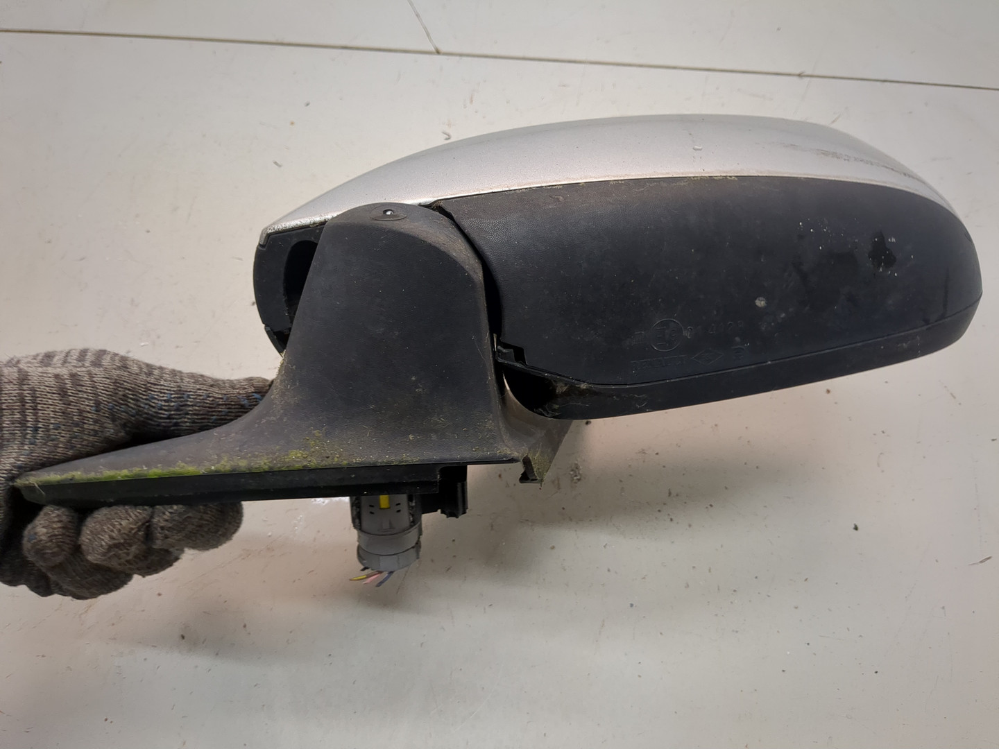 Зеркало левое электрическое