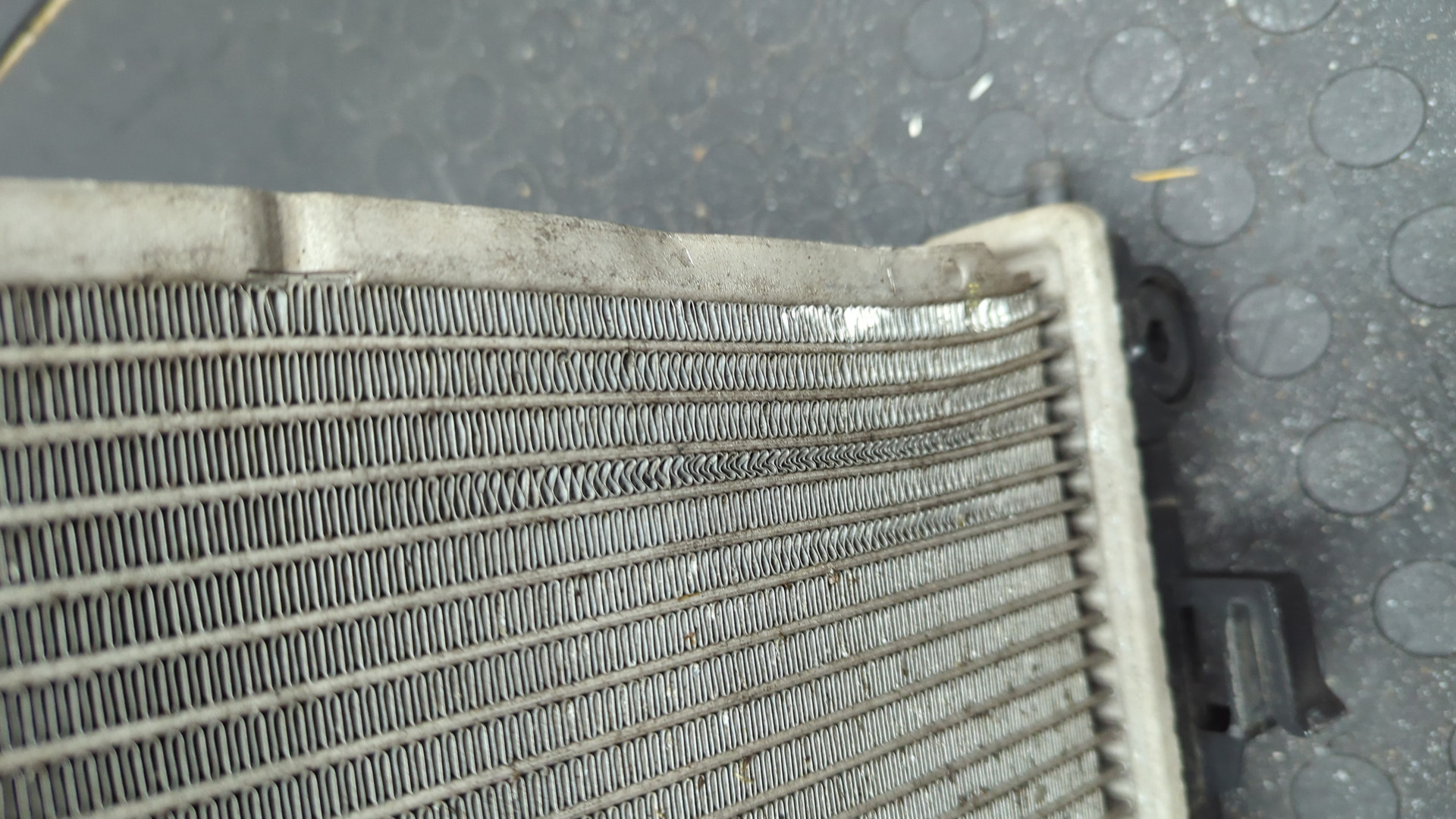 Радиатор охлаждения двигателя основной