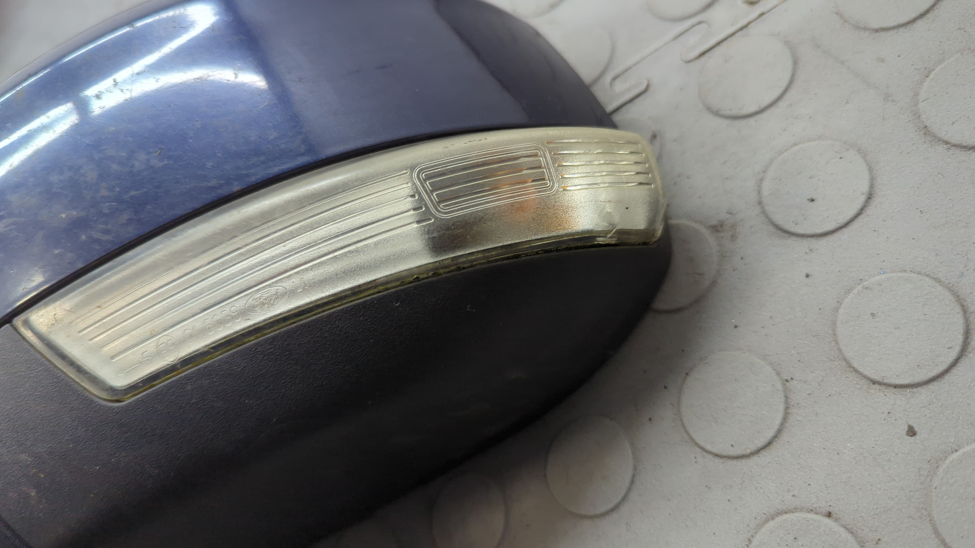 Зеркало левое электрическое