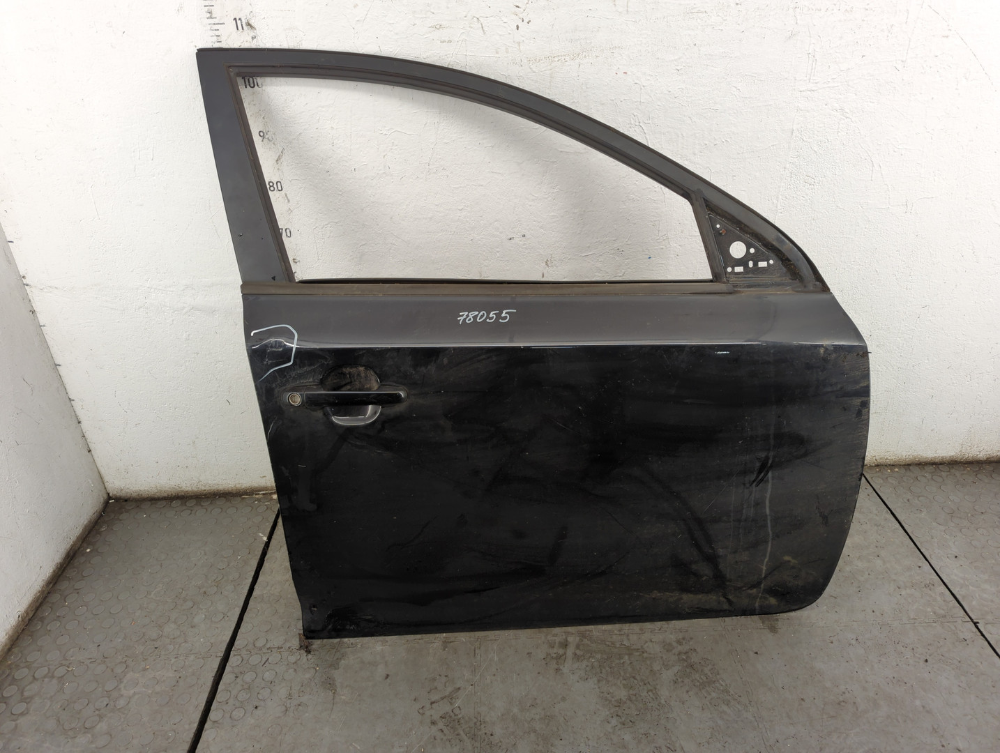 Дверь передняя правая