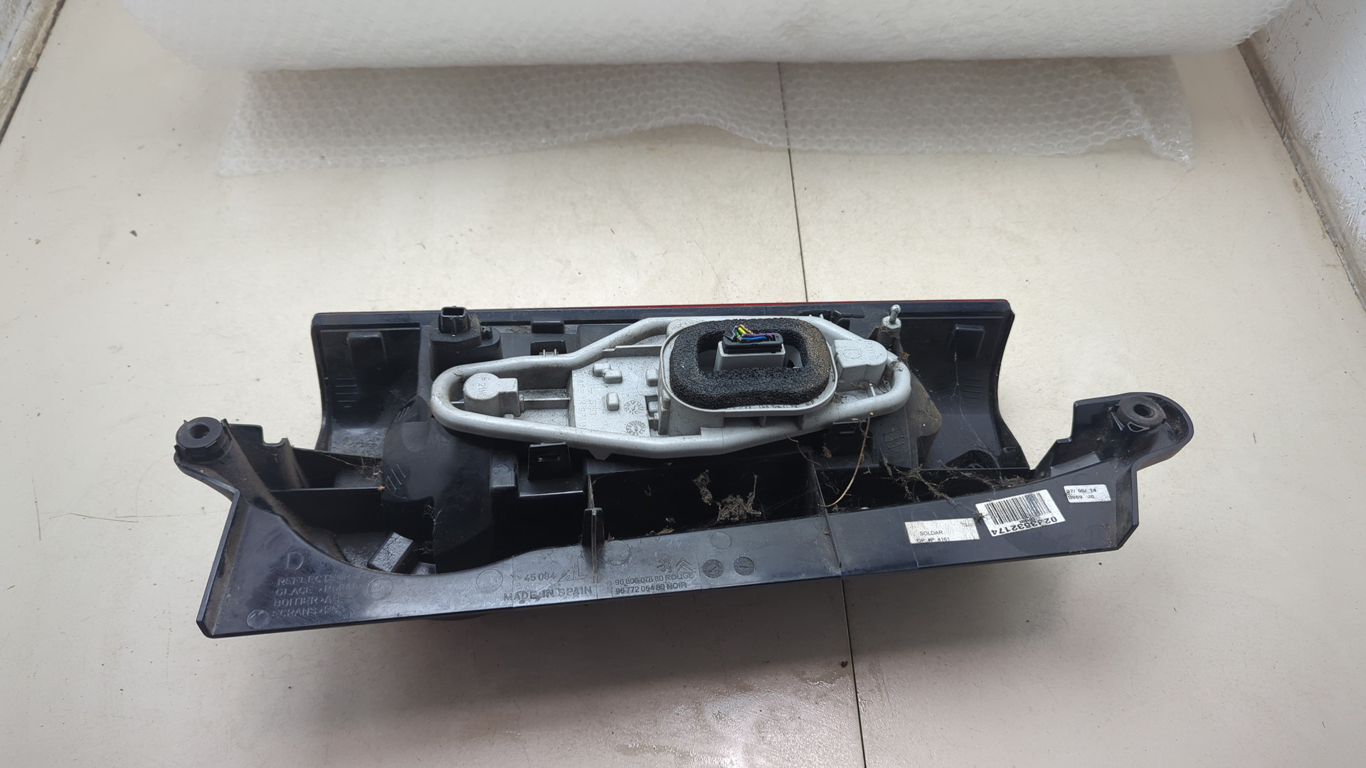 Фонарь задний правый