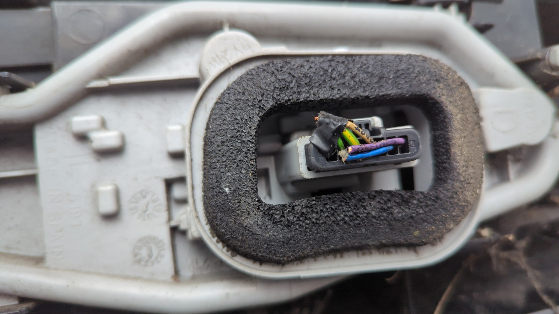 Фонарь задний правый