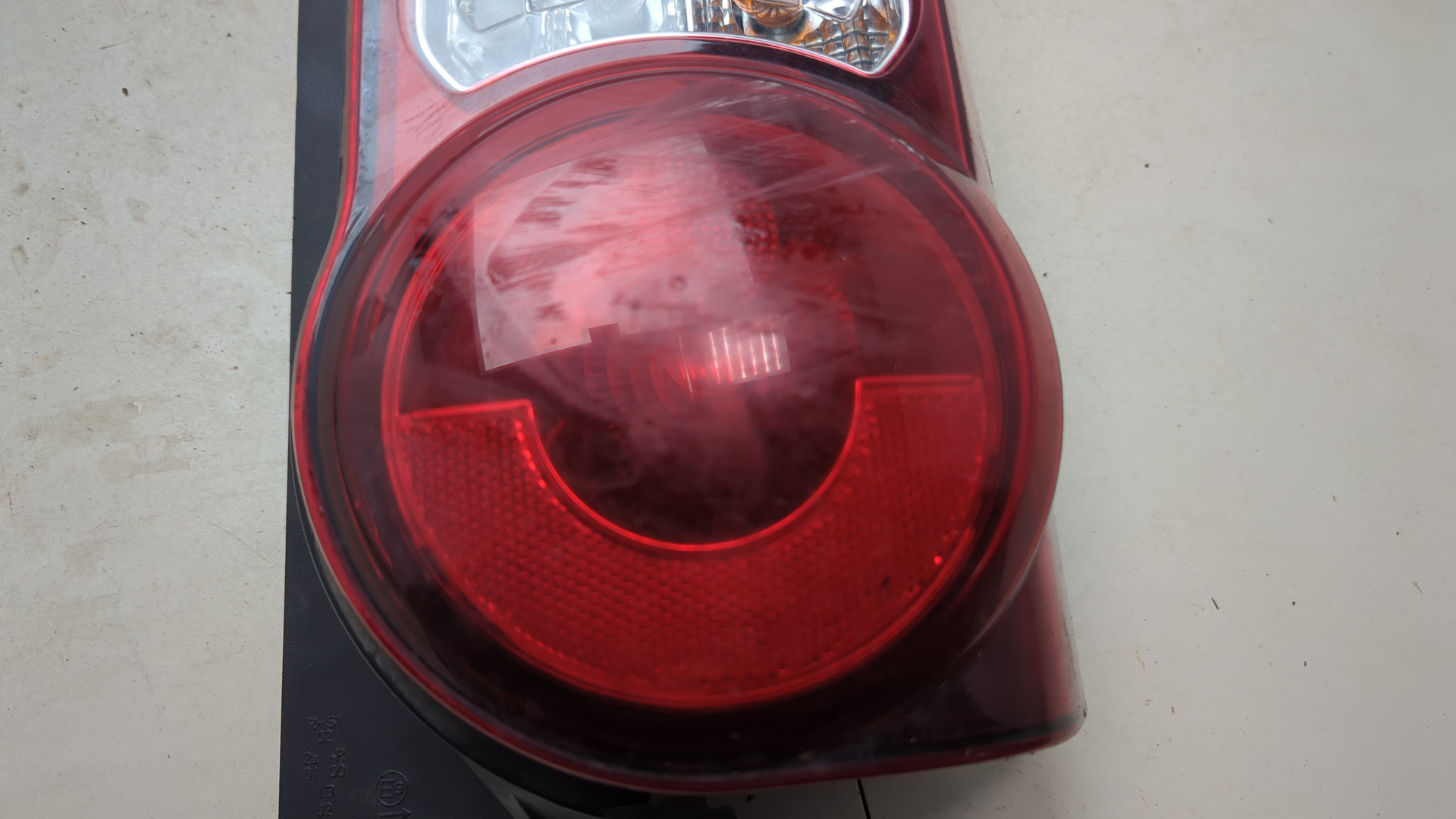 Фонарь задний правый